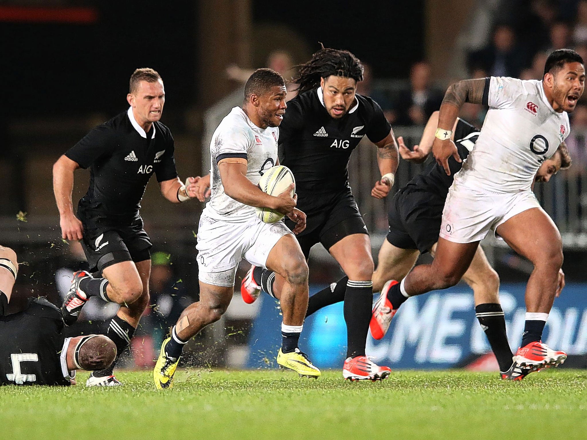 Kyle Eastmond breaks with the ball in Auckland on Saturday