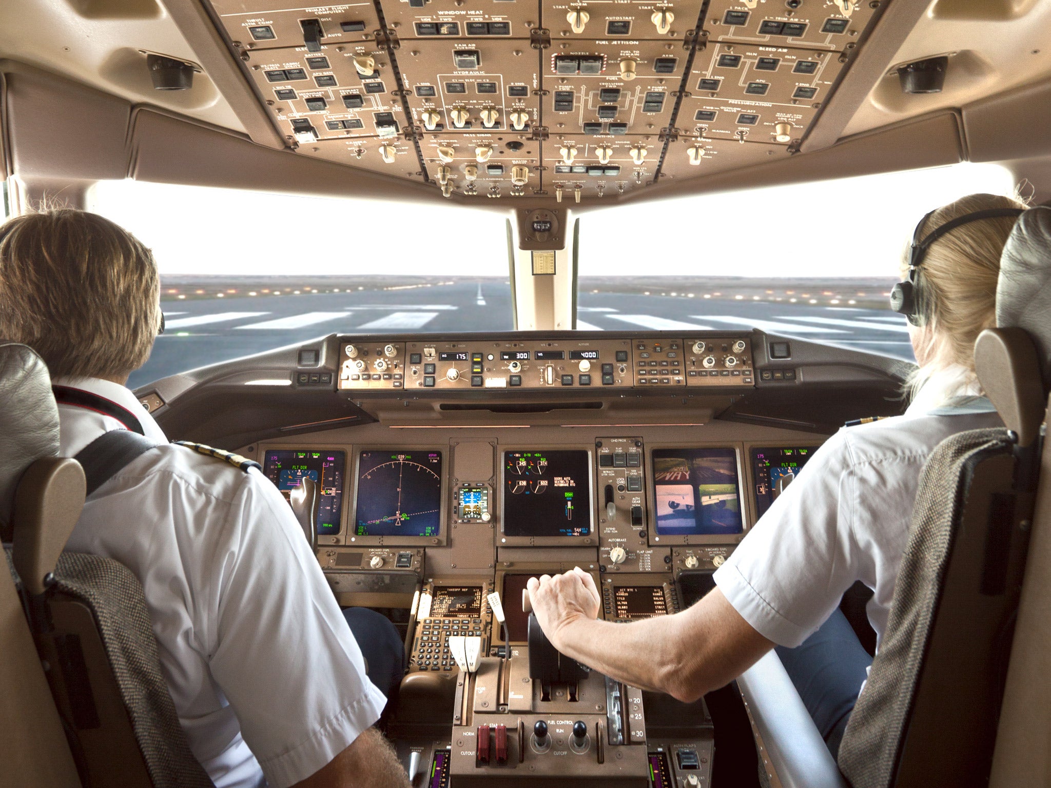The research suggests for pilots to wear sunscreen when flying