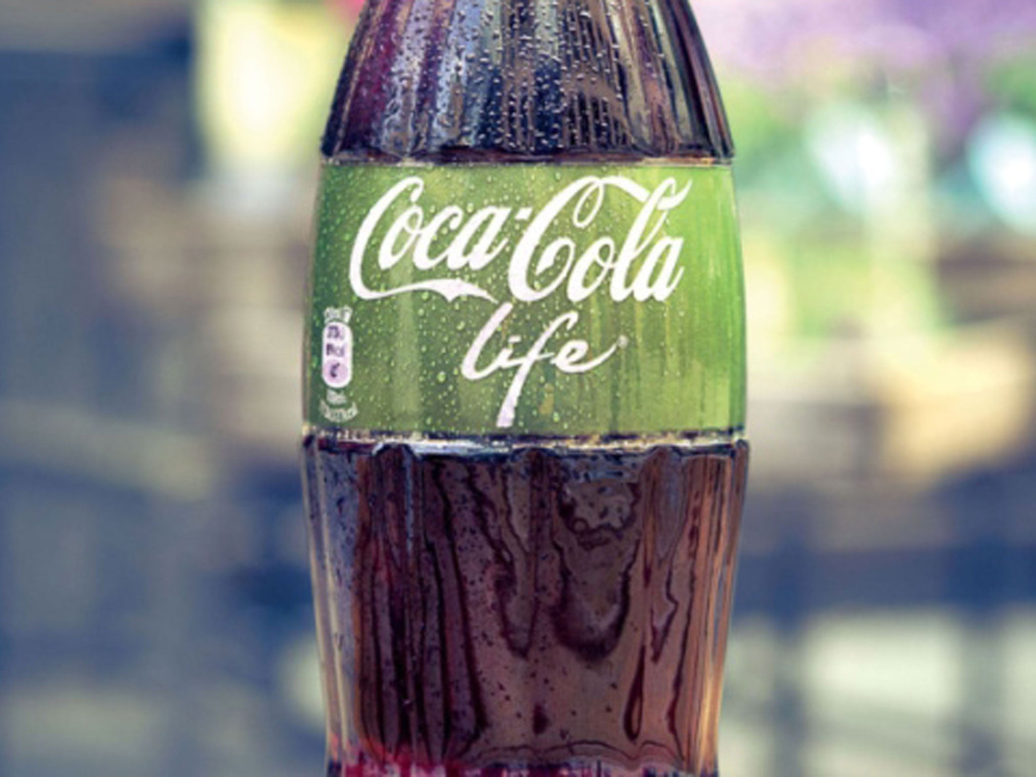 The new Coca Cola Life sweetened with Stevia
