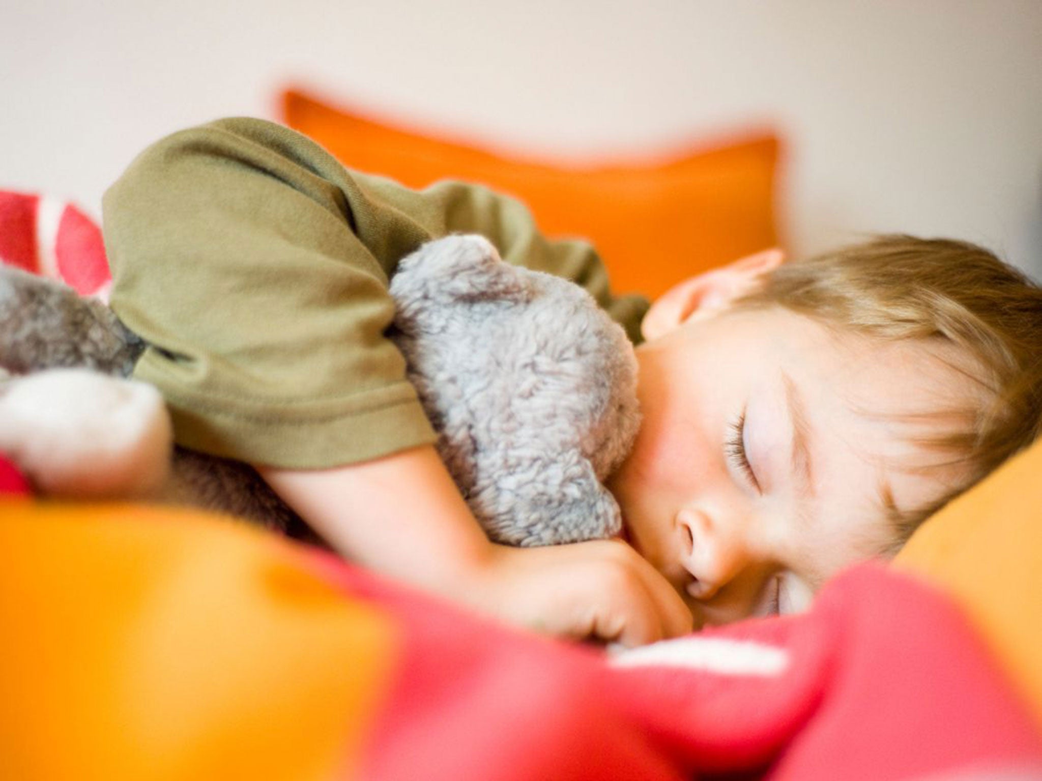 2048px x 1536px - Let sleeping sprogs lie: Why the benefits of sharing a bed with ...