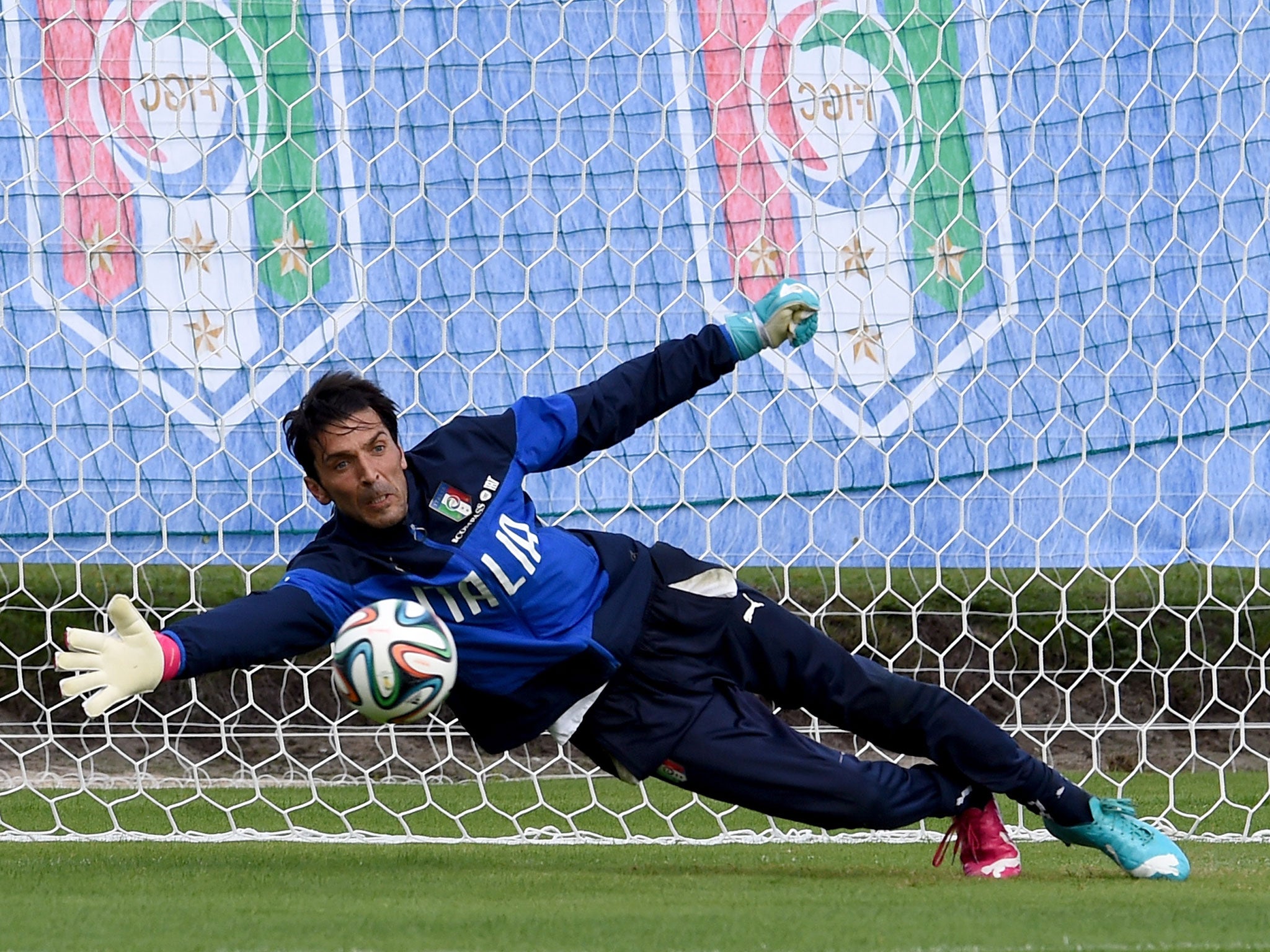 Italy keeper Gianluigi Buffon is expected to return against Costa Rica