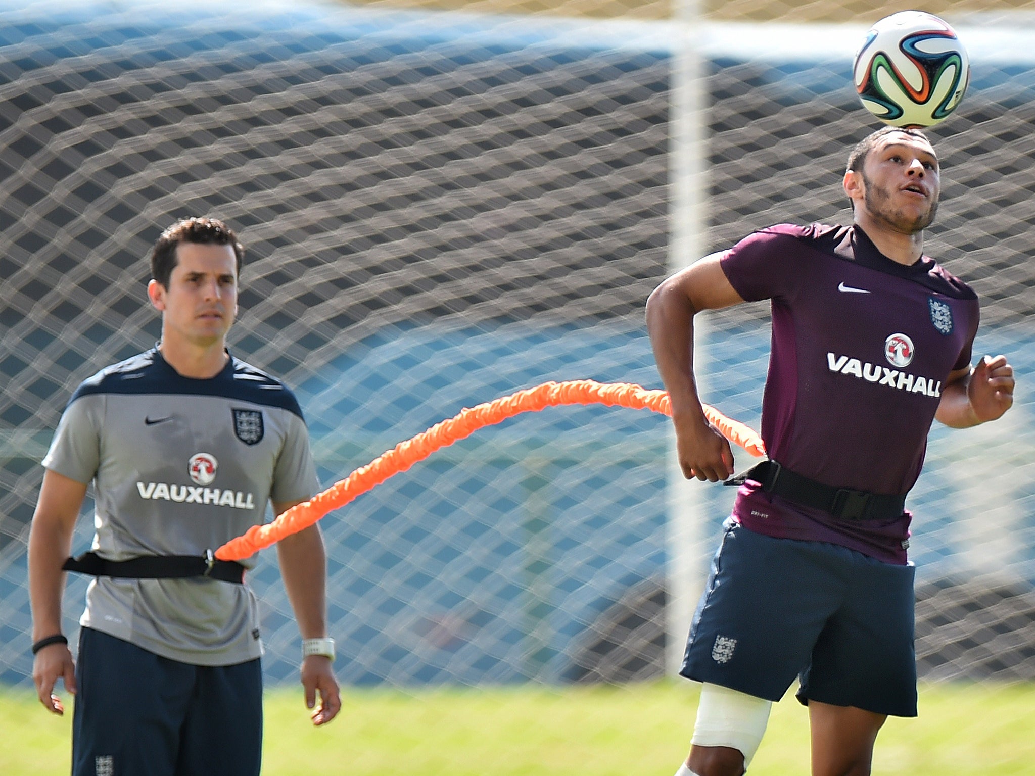 Alex Oxlade-Chamberlain trains with the England team