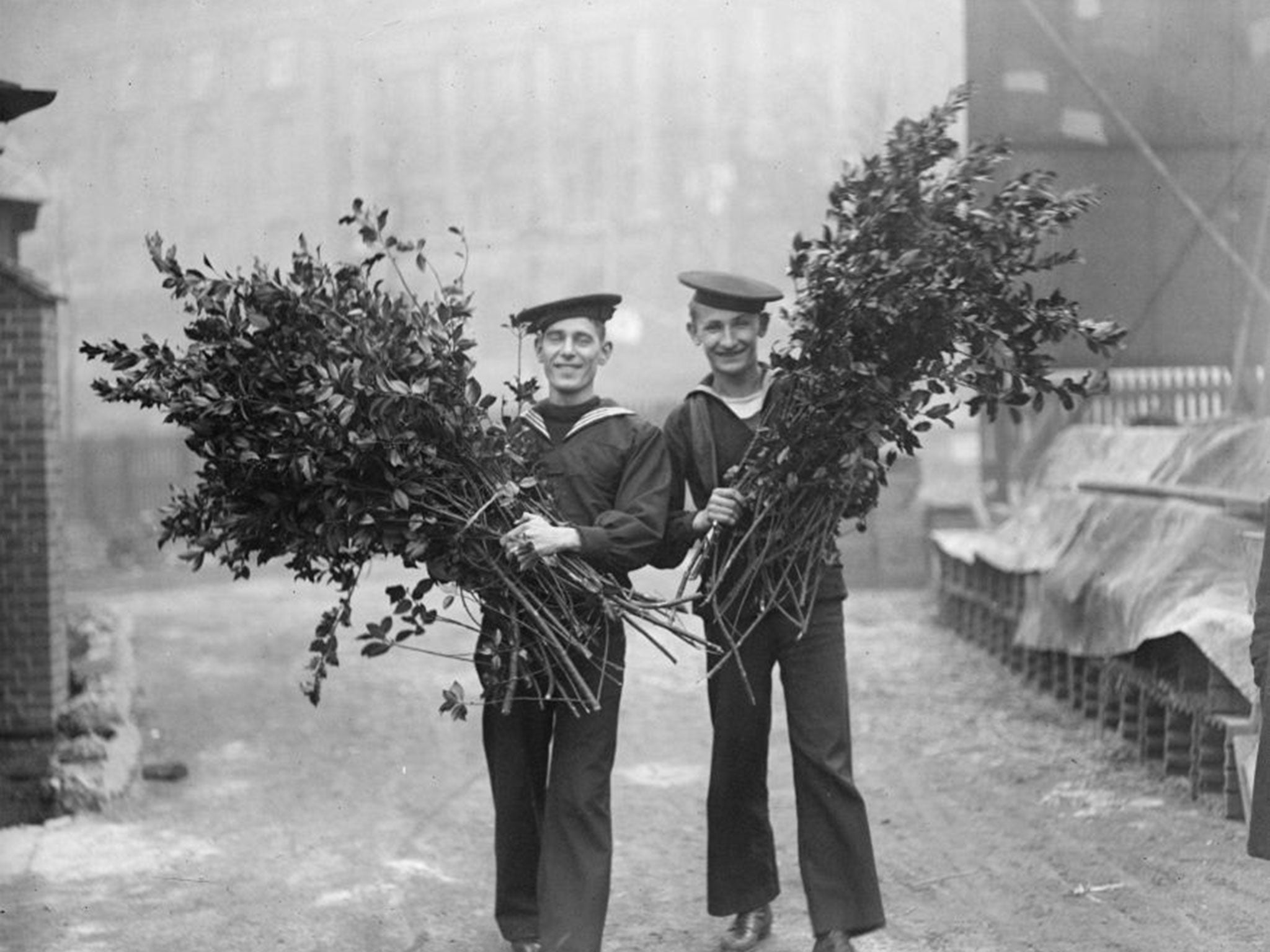 22nd December 1917: Christmas preparations at the Eagle Hut