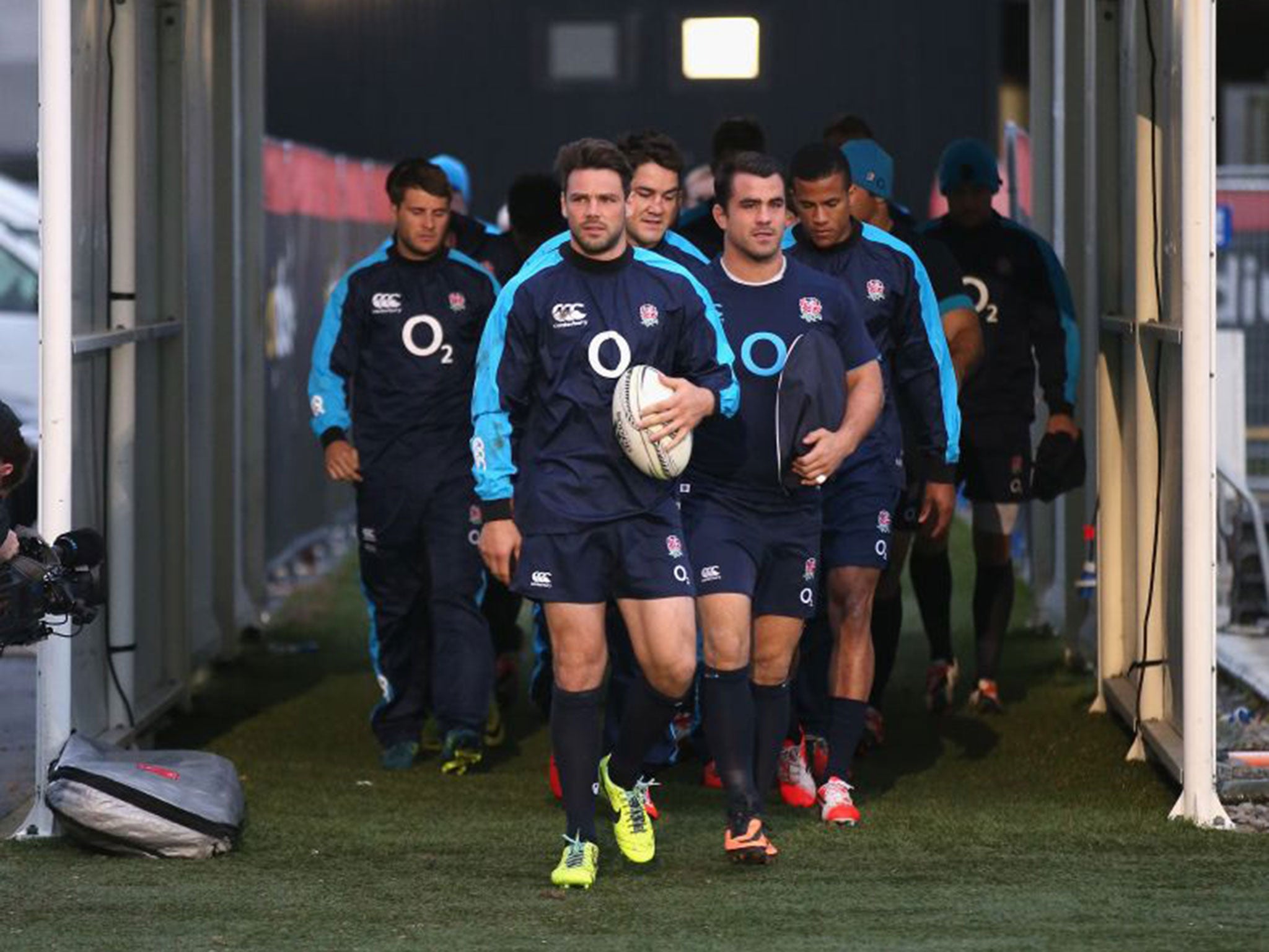 Ben Foden leads the England players on to the pitch during the captain’s run at AMI Stadium
