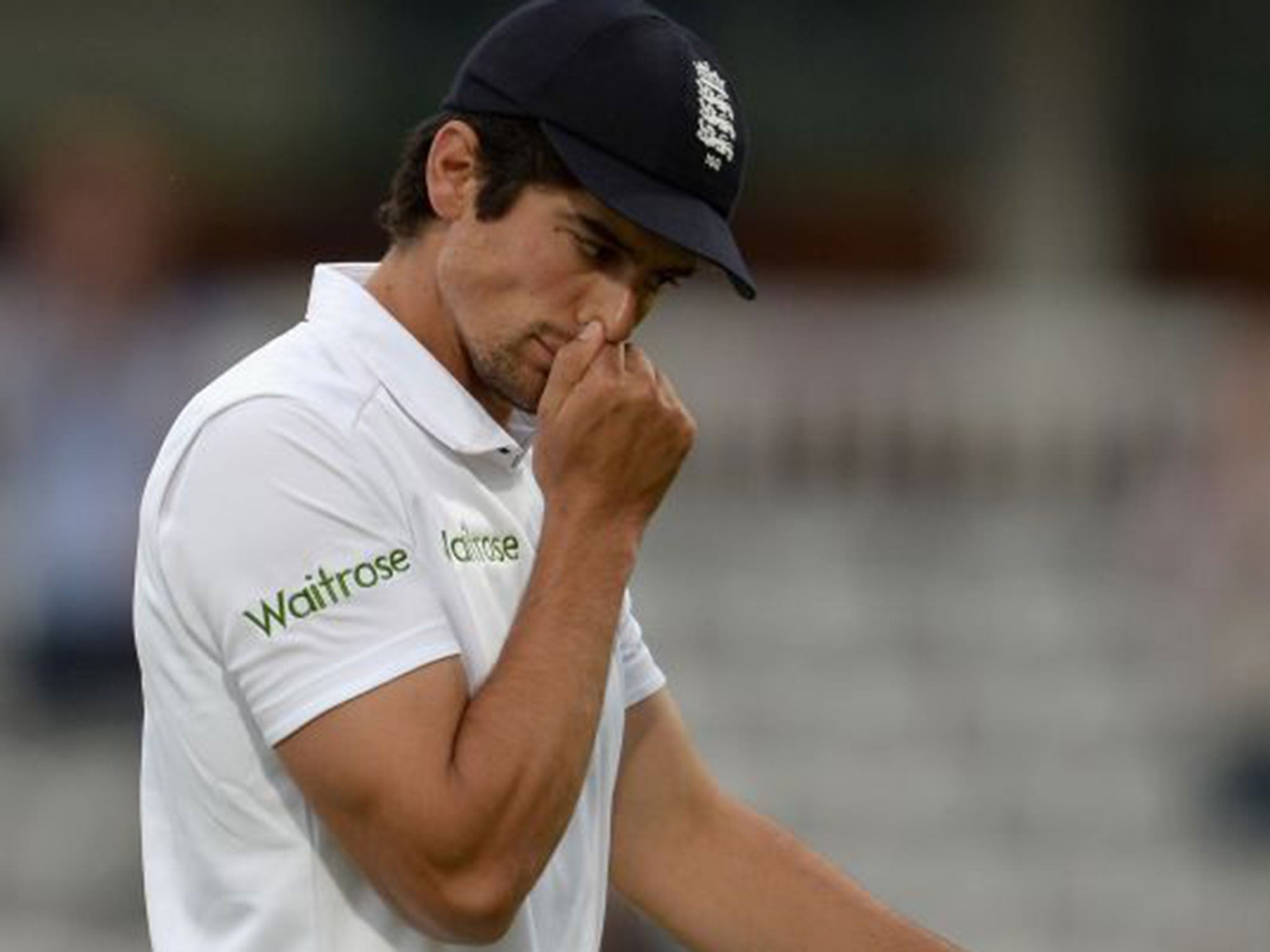 Alastair Cook, the England captain, admitted England missed a specialist spinner after Sri Lanka held out