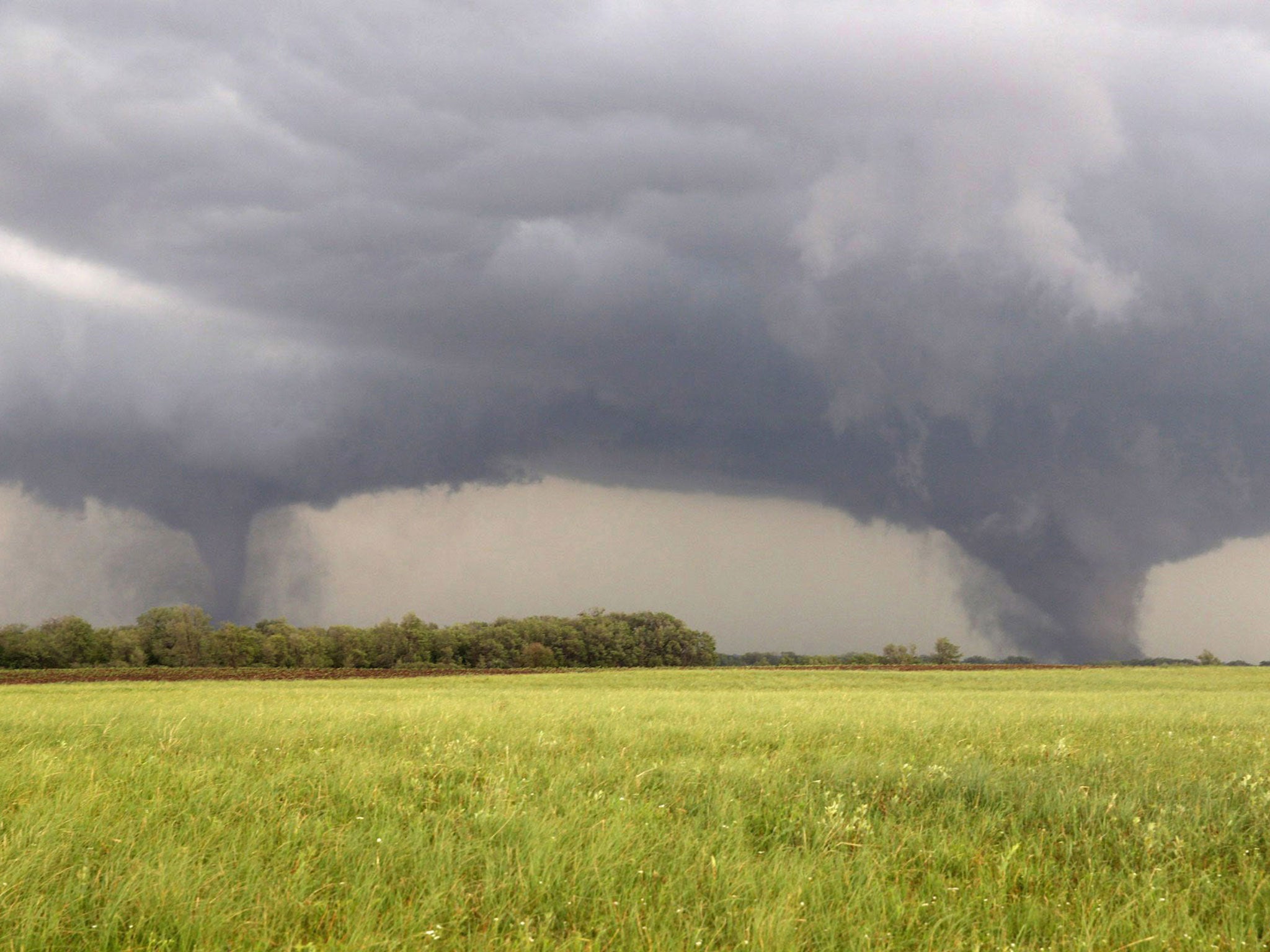 Two tornados approach Pilger, Nebraska