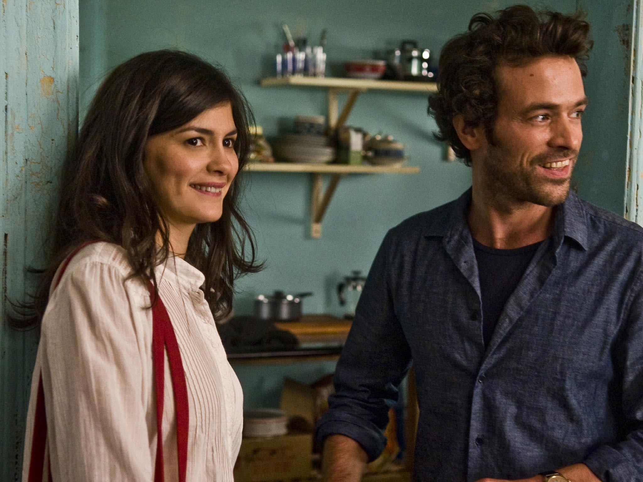 Love on the run: Audrey Tautou and Romain Duris star in
Cédric Klapisch’s freewheeling romance ‘Chinese Puzzle’