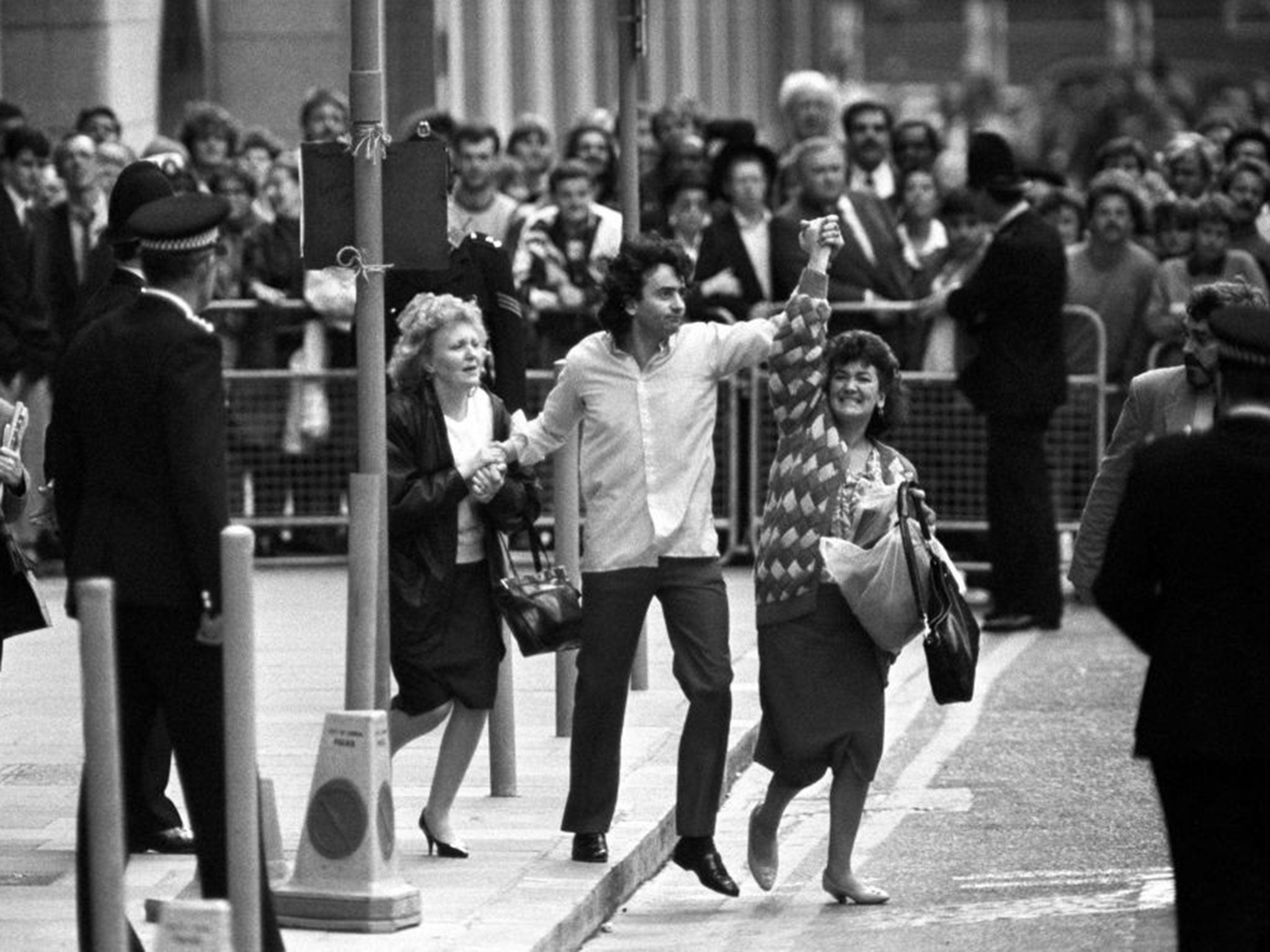 Gerry Conlon outside the Old Bailey in London after being released in 1989