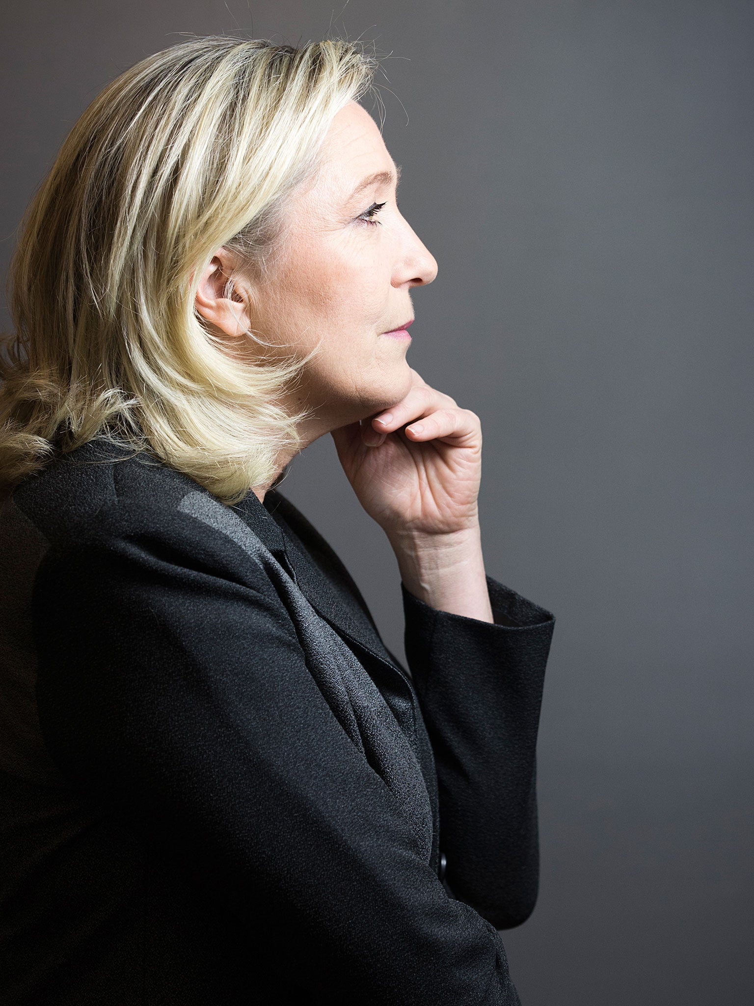 The FN’s Marine Le Pen could be left re-faced