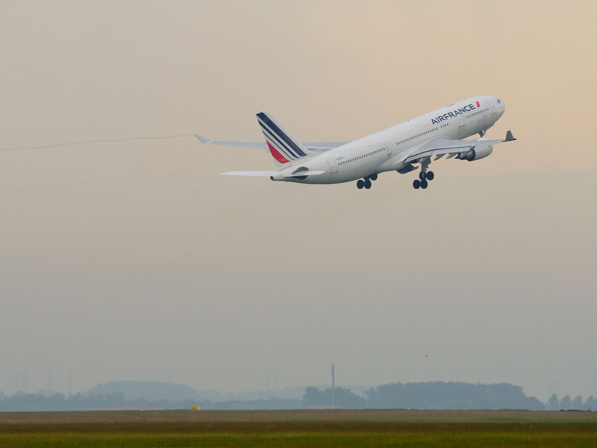 No one was injured on Air France flight 953 on 2 May