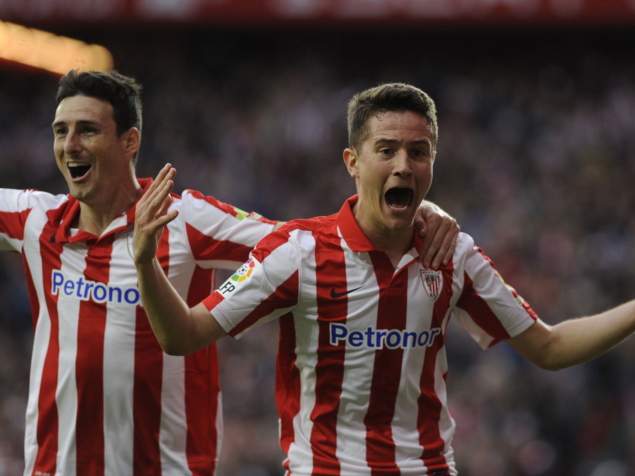 Ander Herrera is close to joining Manchester United, according to multiple reports in Spain