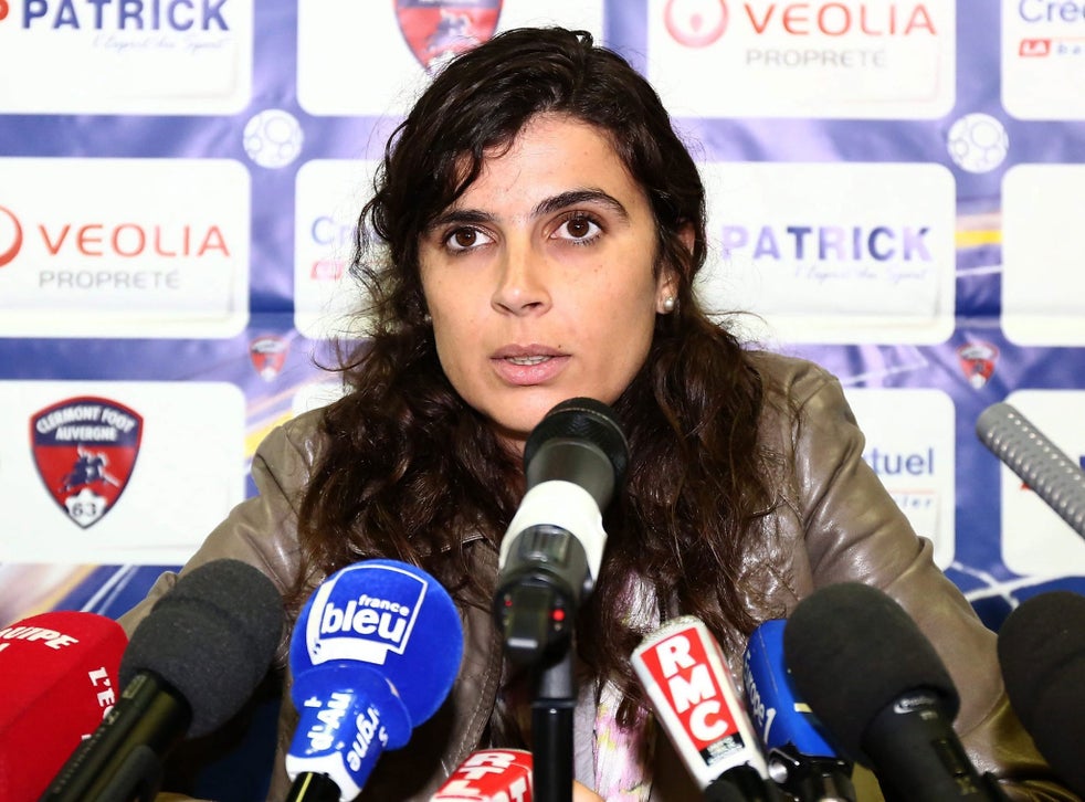 Helena Costa resigns: First female coach of professional ...