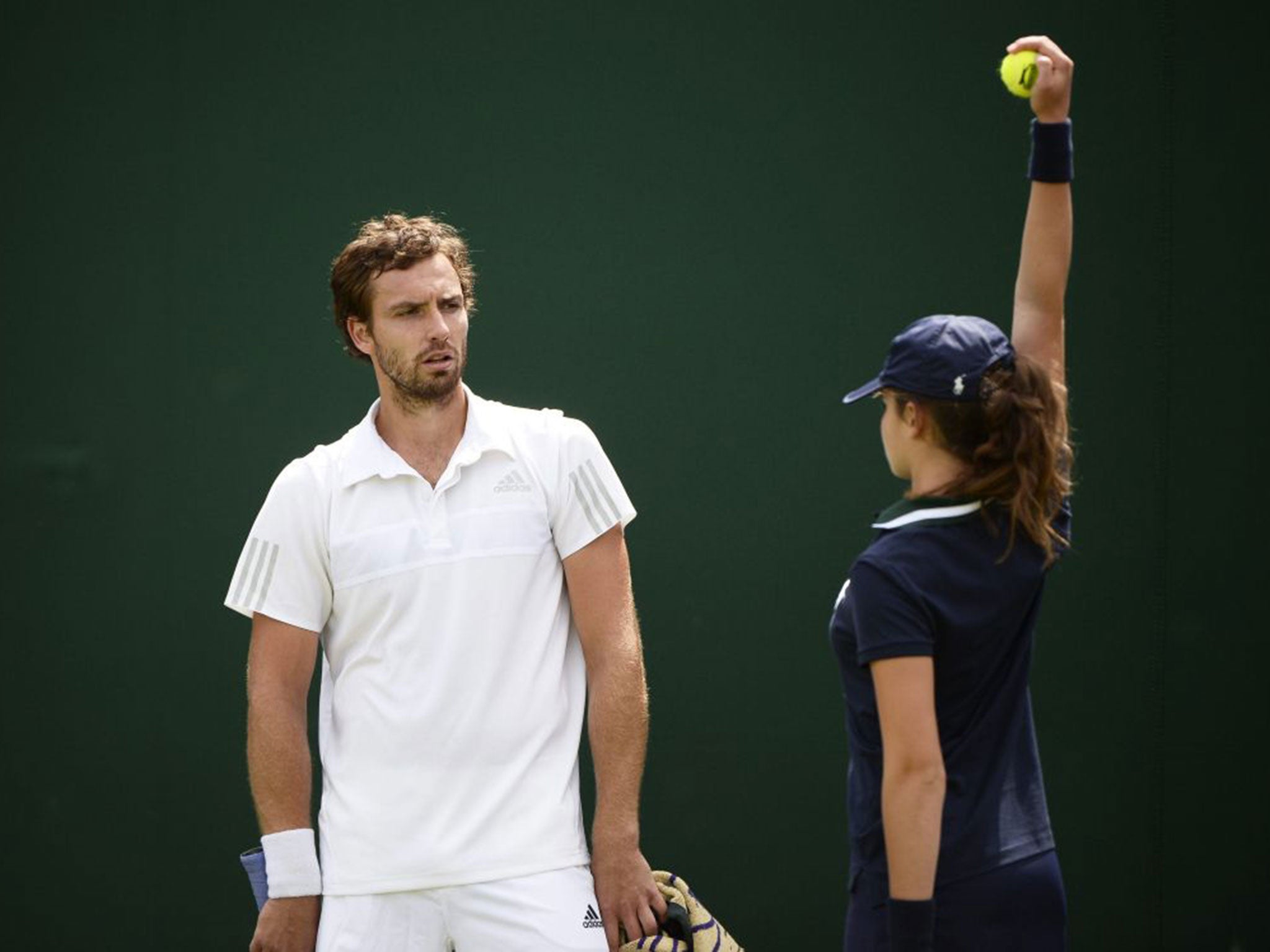Ernests Gulbis struggles to keep his cool against Sergiy Stakhovsky