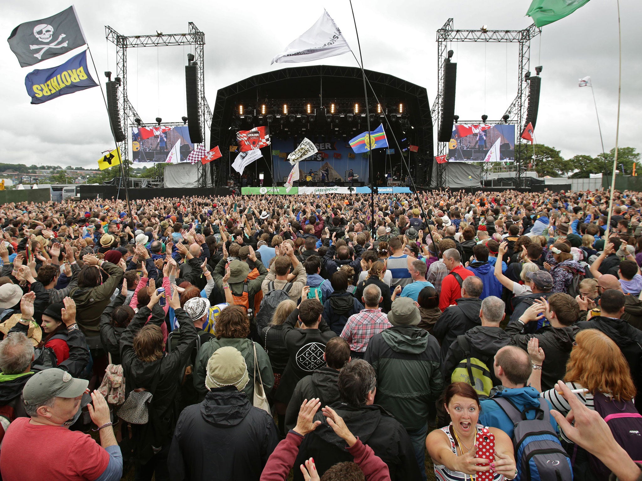 The crowd watching the Kaiser Chiefs on the Other Stage, at the Glastonbury Festival, at Worthy Farm in Somerset
