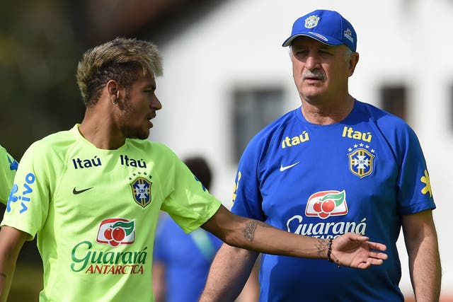 Neymar and Scolari pictured preparing ahead of the Chile match