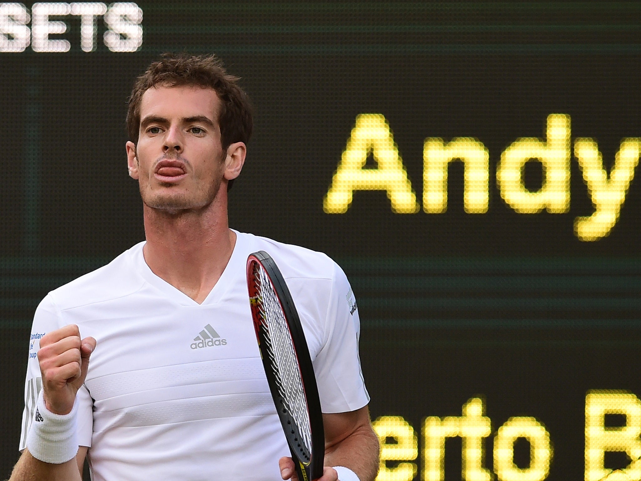 Andy Murray in action during his victory over Roberto Bautista