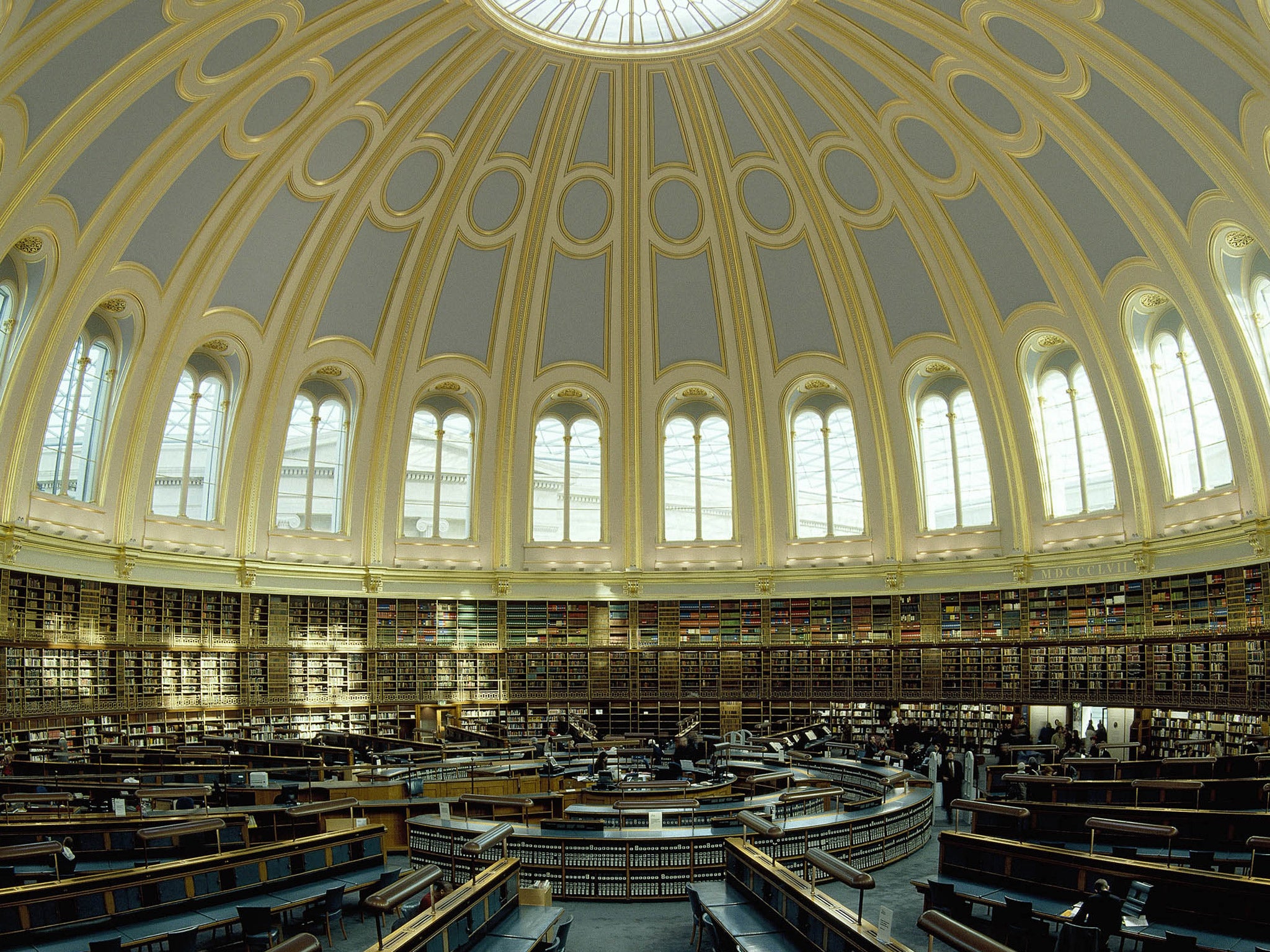The Reading Room houses a collection of 25,000 books, catalogues and other printed material