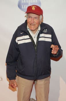 Louis Zamperini dies at age 97