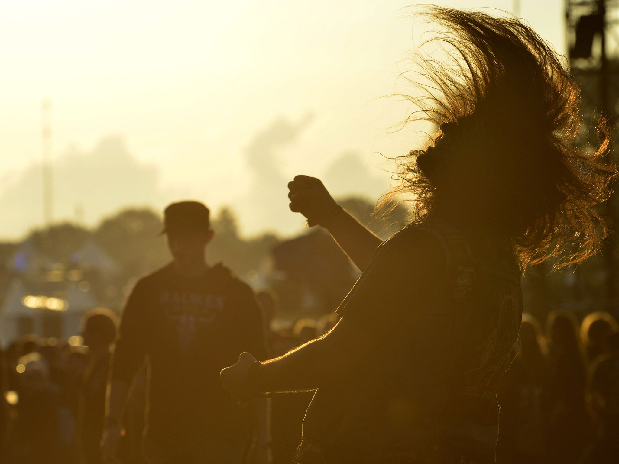 Headbanging could cause potentially fatal bleeding in the brain