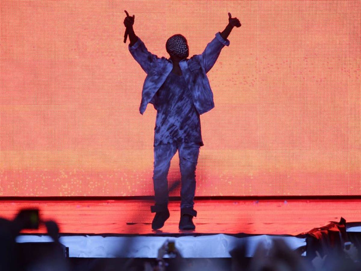 Kanye West booed at Wireless festival over mid-set rant | The ...