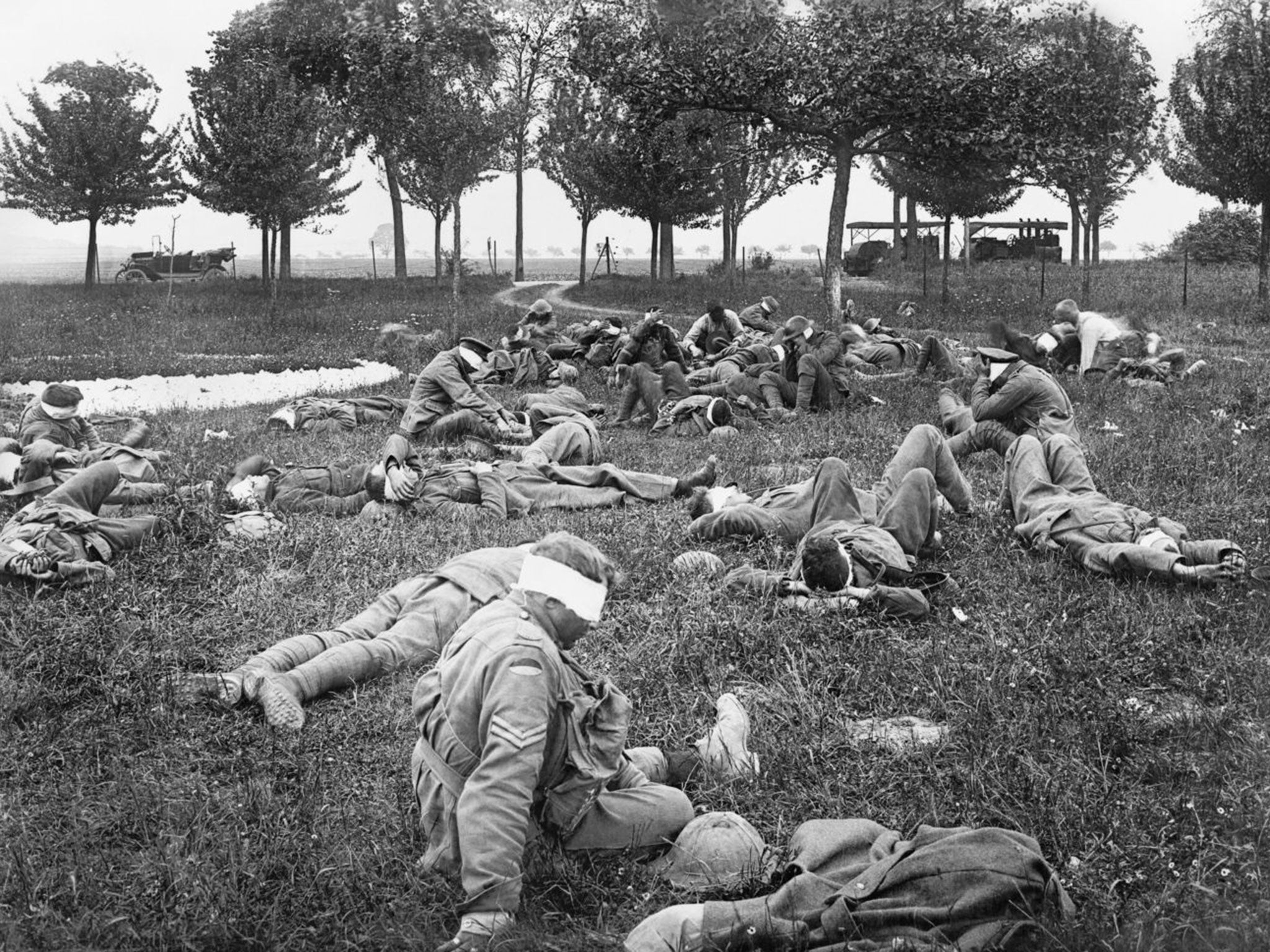 Gassed Australian soldiers at a Casualty Clearing Station near Bois de l’Abbee, 27 May 1918