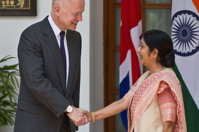 Indian External Affairs Minister Sushma Swaraj and William Hague in New Delhi