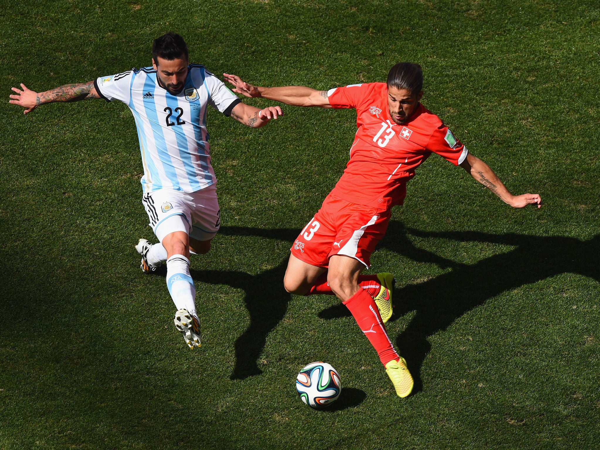 Manchester United are interested in Switzerland defender Ricardo Rodriguez