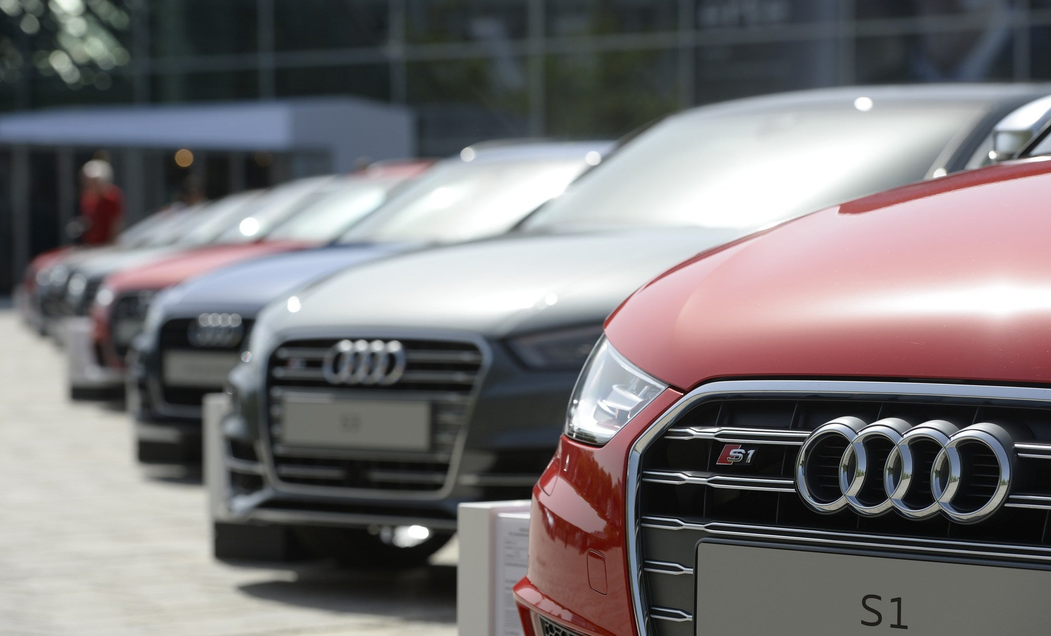 Thirty-nine Audi cars have been broken into this week in Leicestershire