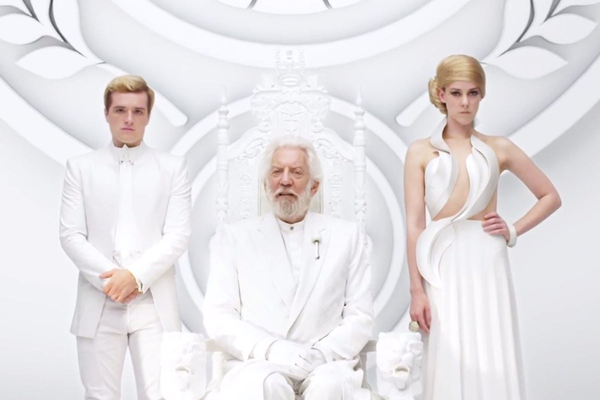 Mockingjay: Part 1 new trailer sees District 13 declare 'The Mockingjay ...