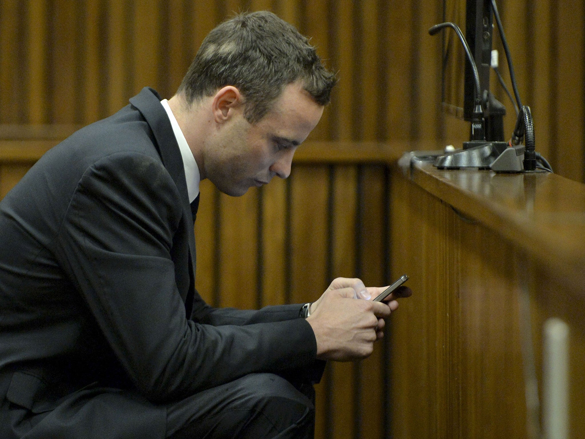 Pistorius posted four bizarre tweets across Sunday night and Monday morning