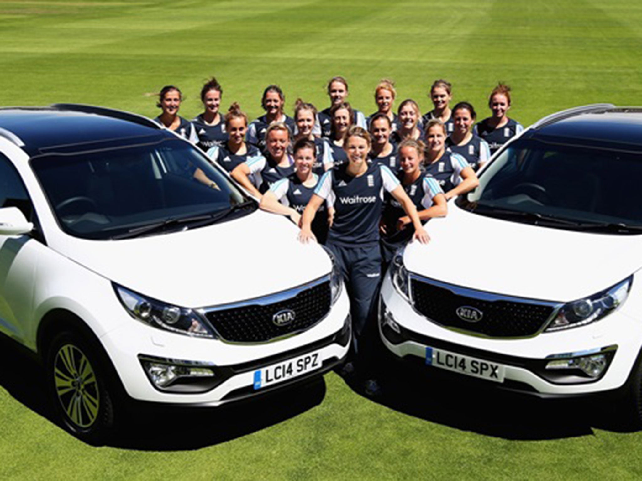 The deal represents the first ever standalone commercial arrangement for the England women’s team