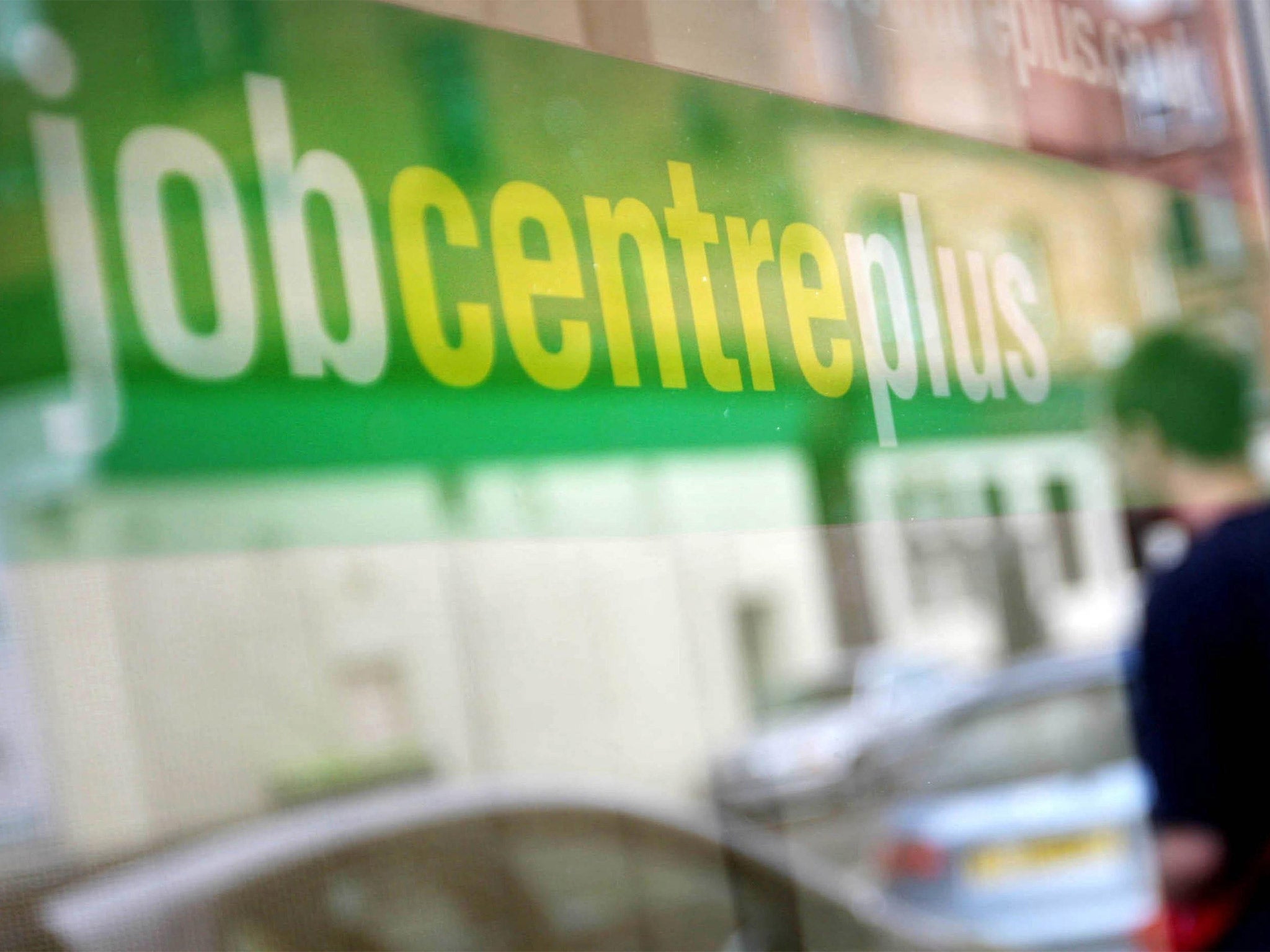 817,000 people aged 16-24 were looking for work in the quarter to May