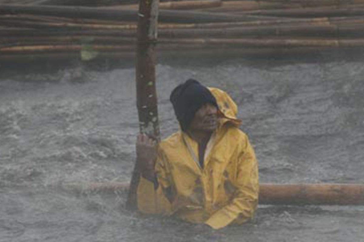 Typhoon Glenda (Rammasun): Storm heads for China after it kills 38 and ...