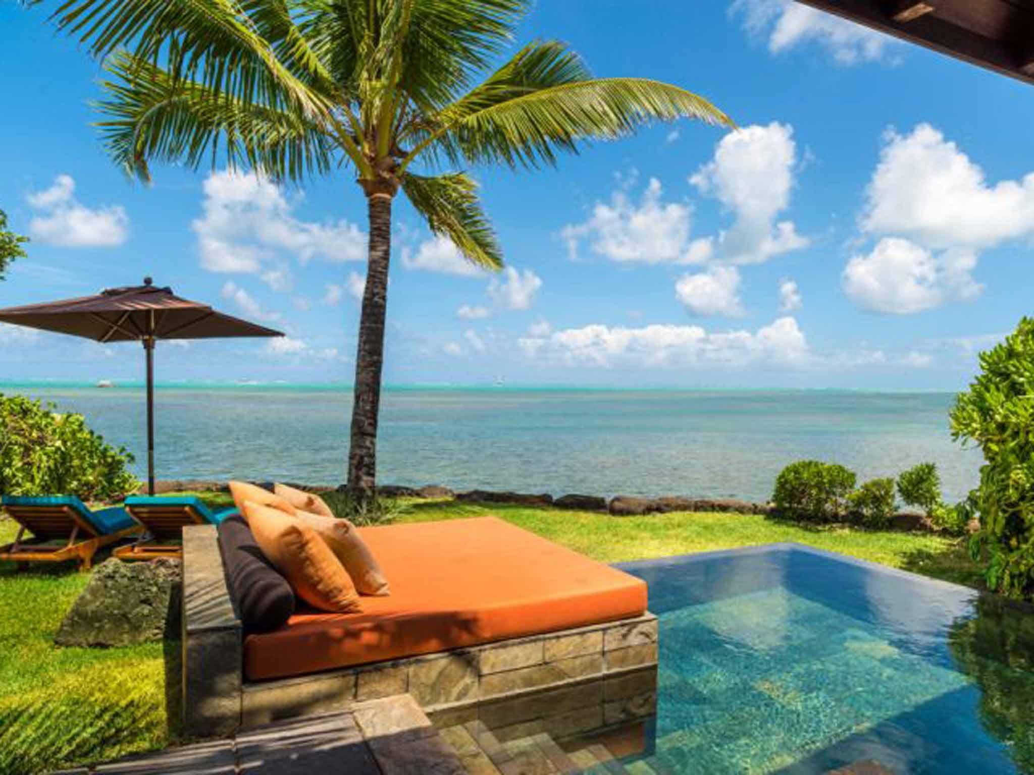 Views of the Four Seasons Resort Mauritius at Anahita