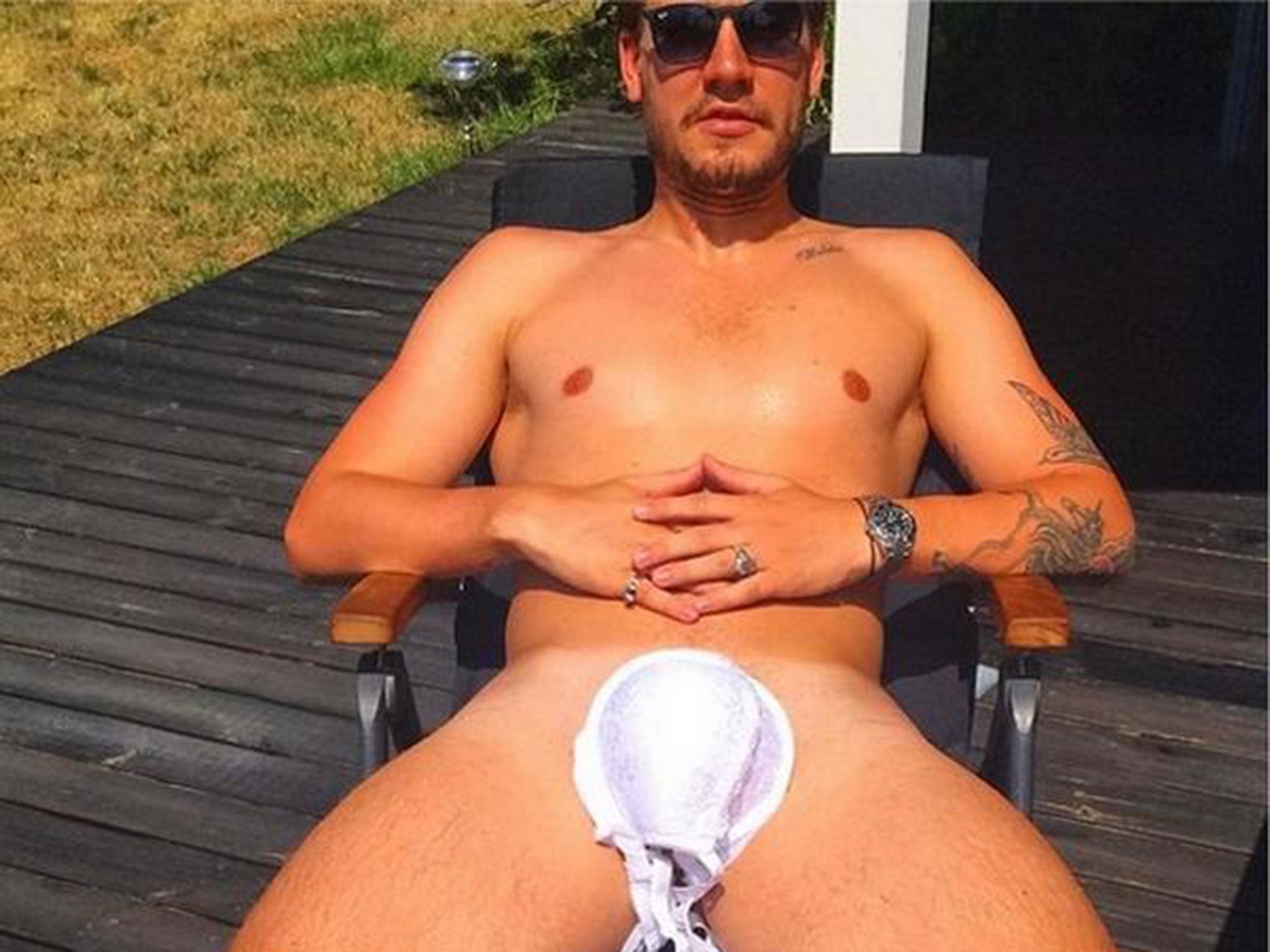 Nicklas Bendtner posted this picture with the caption "Remember to protect yourself against the sun"