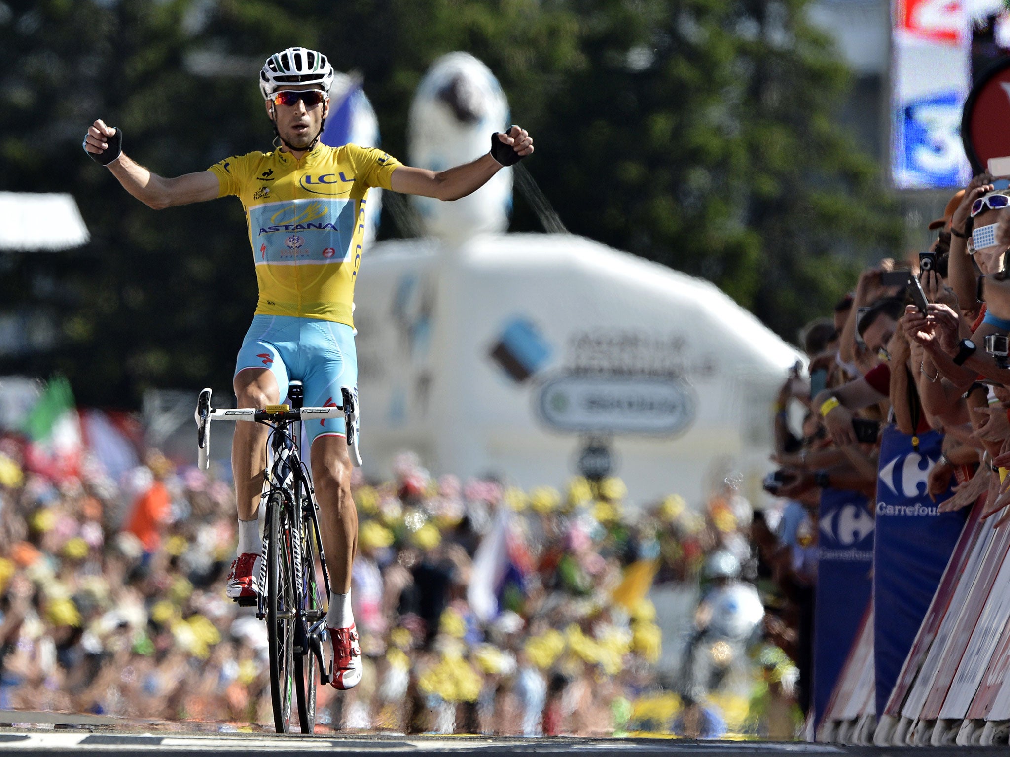 Vincenzo Nibali celebrates stage 13 victory of the Tour de France