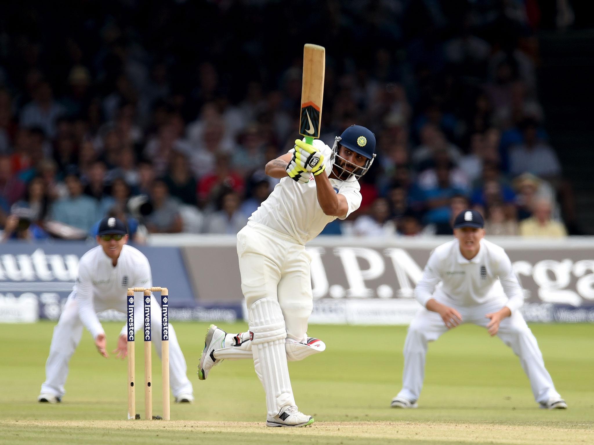 Ravindra Jadeja races past James Anderson