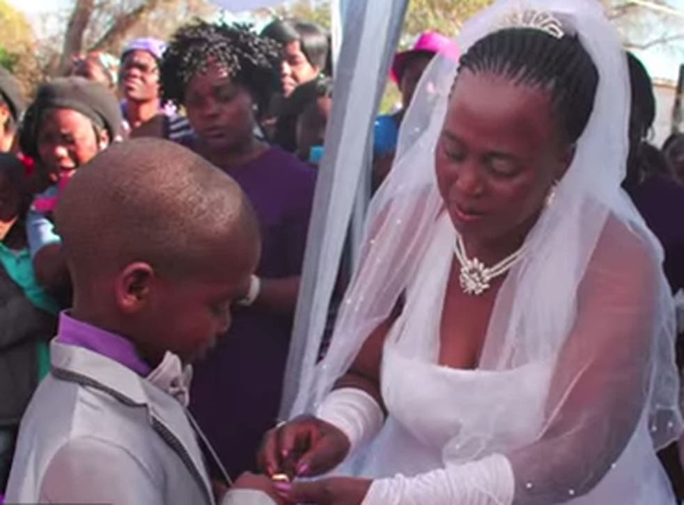 Saneie Masilela and Helen Shabangu exchange rings 