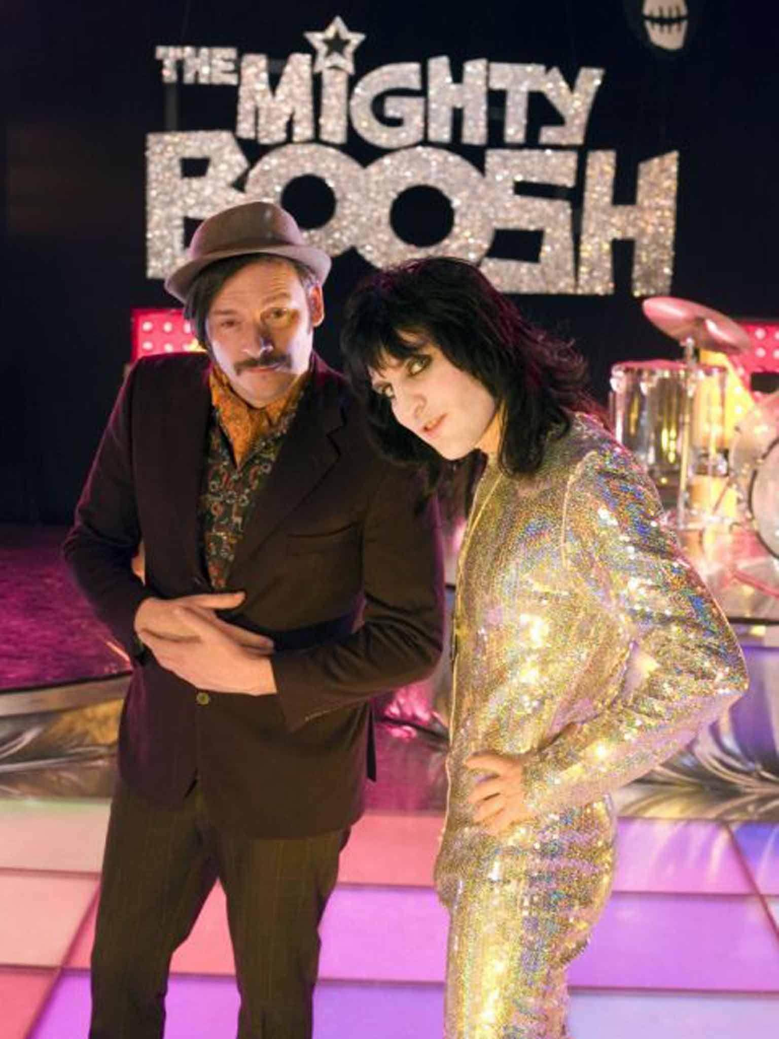 Noel Fielding with Julian Barratt in 'The Mighty Boosh'