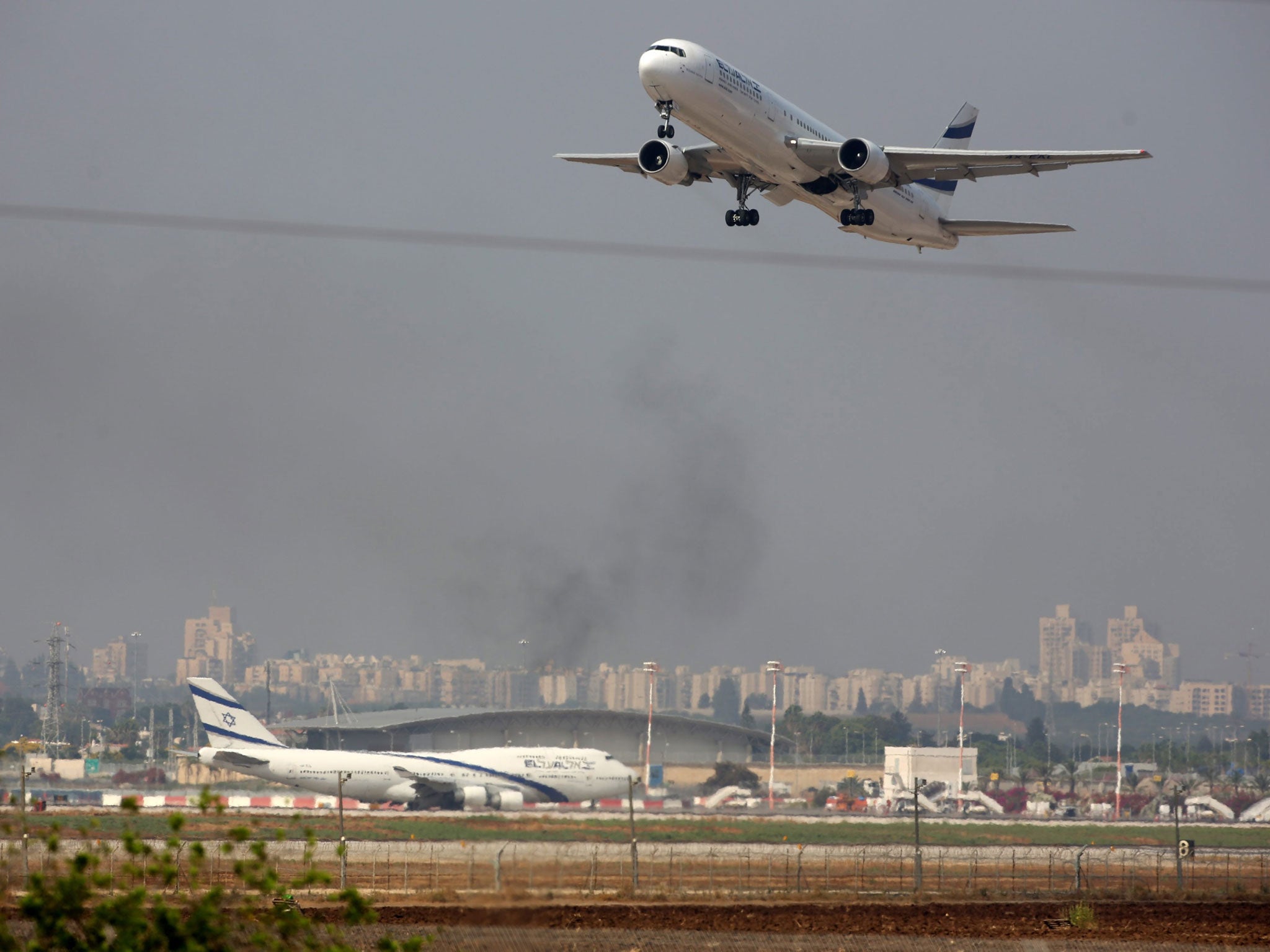 An Israeli aircraft taking off from Ben Gurion Airport, in Lod, Israel, outside Tel Aviv, 22 July 2014