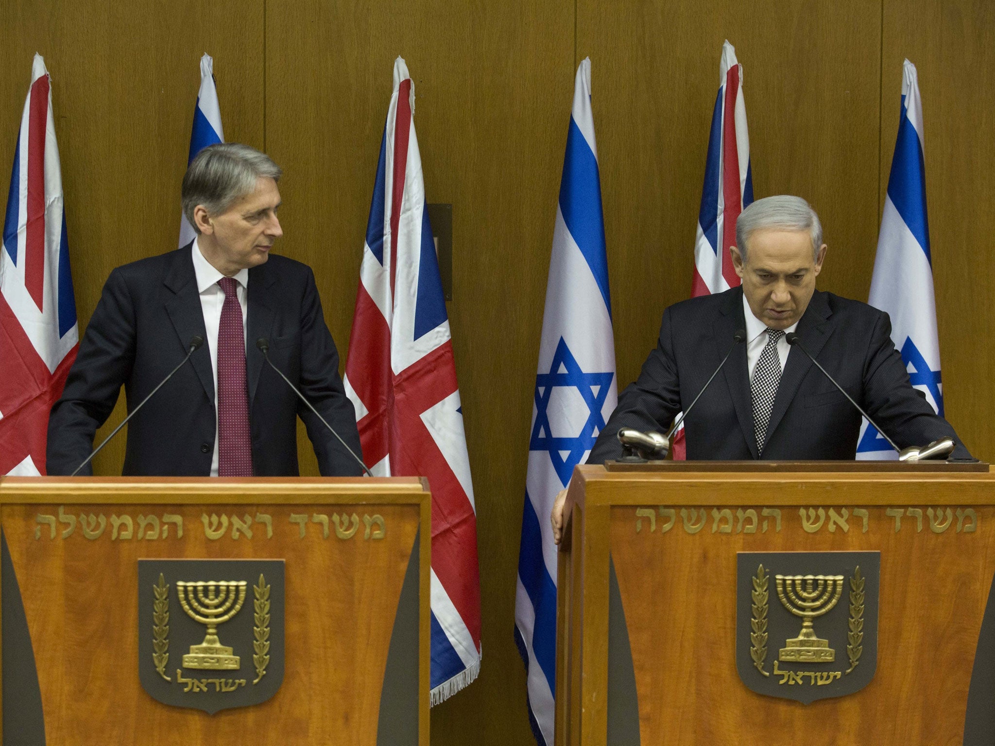 Israeli Prime Minister Benjamin Netanyahu (R) with British Foreign Secretary Philip Hammond during a joint press conference at the Israeli Knesset, in Jerusalem, Israel, 24 July 2014