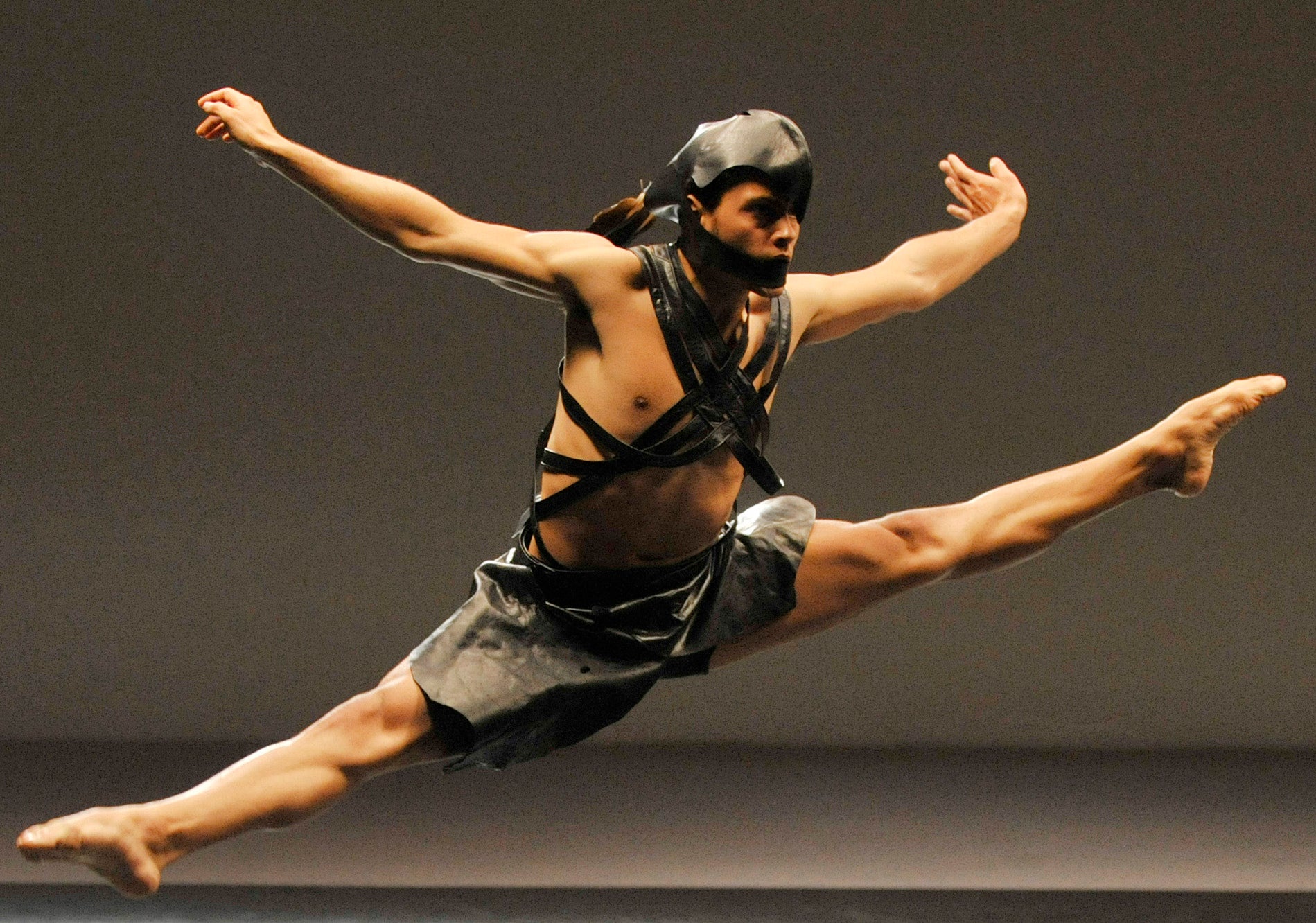 Cafe Inevitable: Photo | Dancer photography, Black dancers, Dance  photography poses
