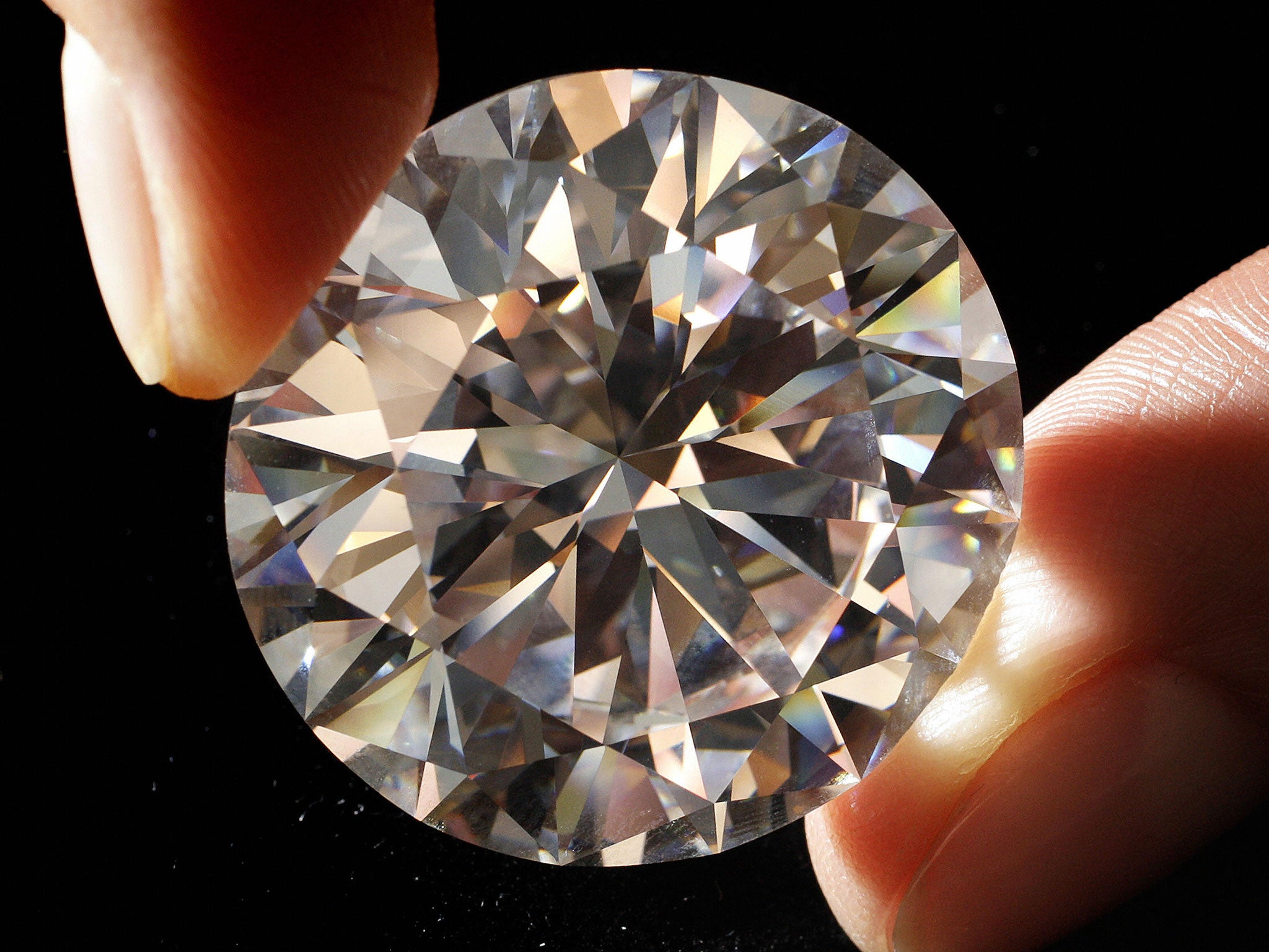 Diamonds worth £1,000 will be hidden across Cheltenham