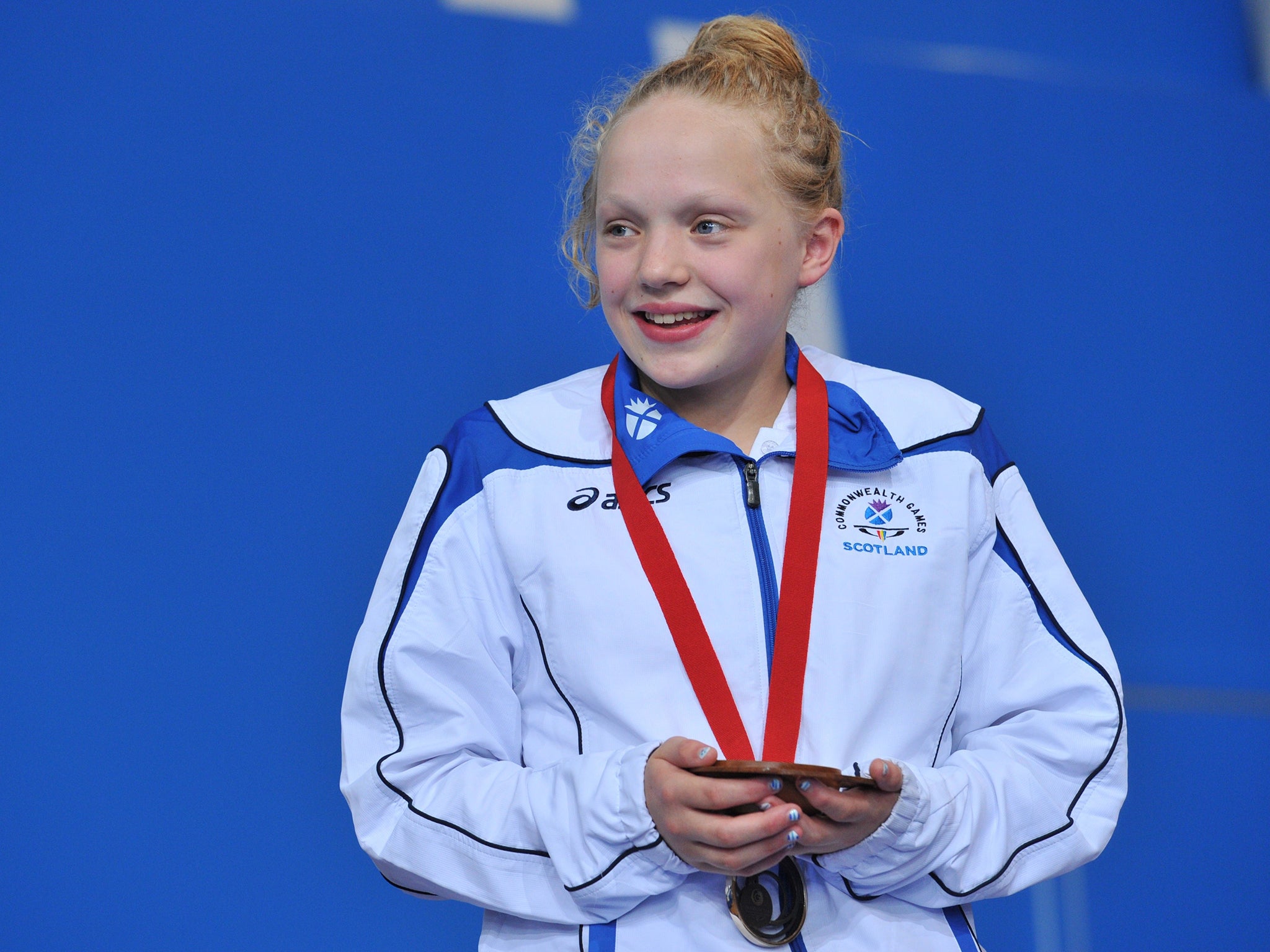 13-year-old Erraid Davies with her bronze medal at the Commonwealth Games