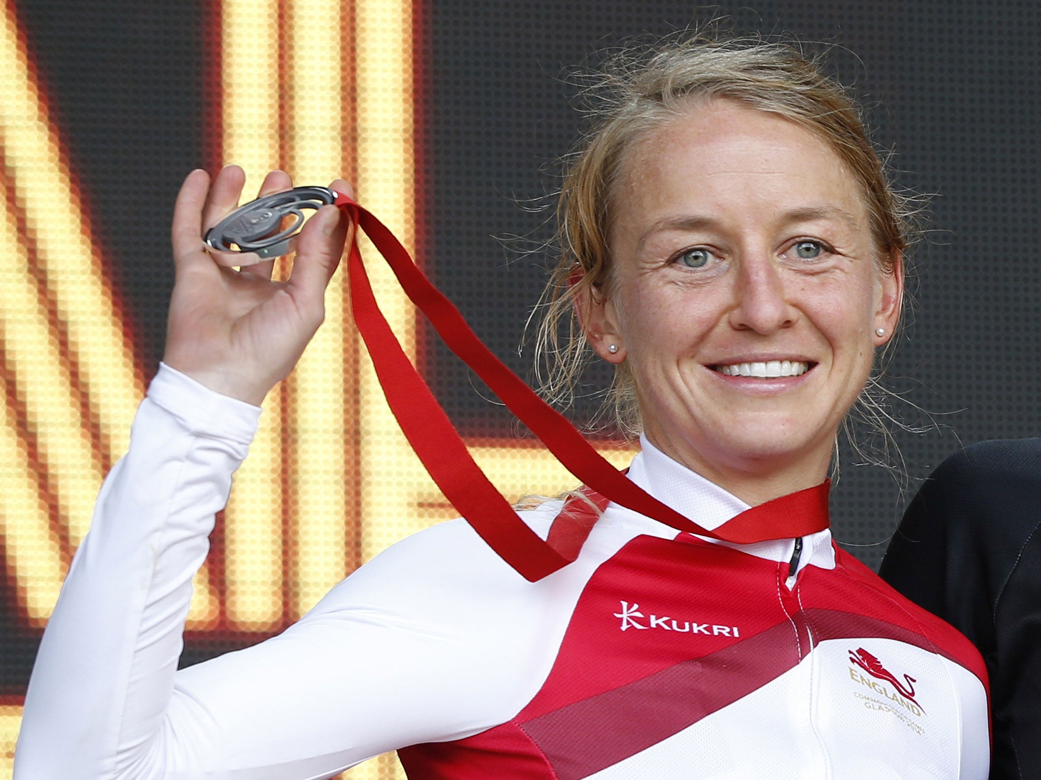 England's Emma Pooley won silver in the women's time trial