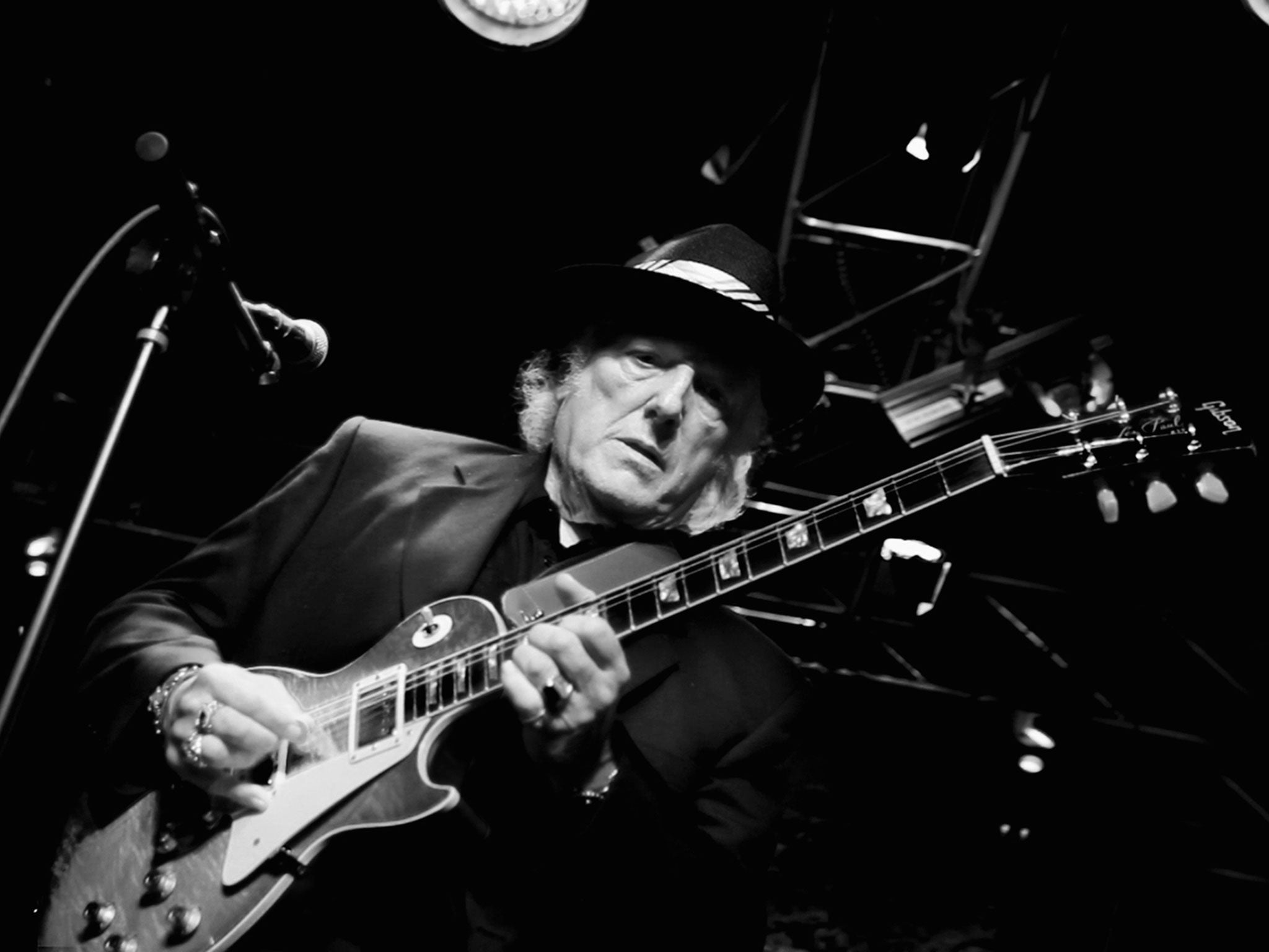 Dick Wagner in 2013: he had retrained himself to play
the guitar following a stroke