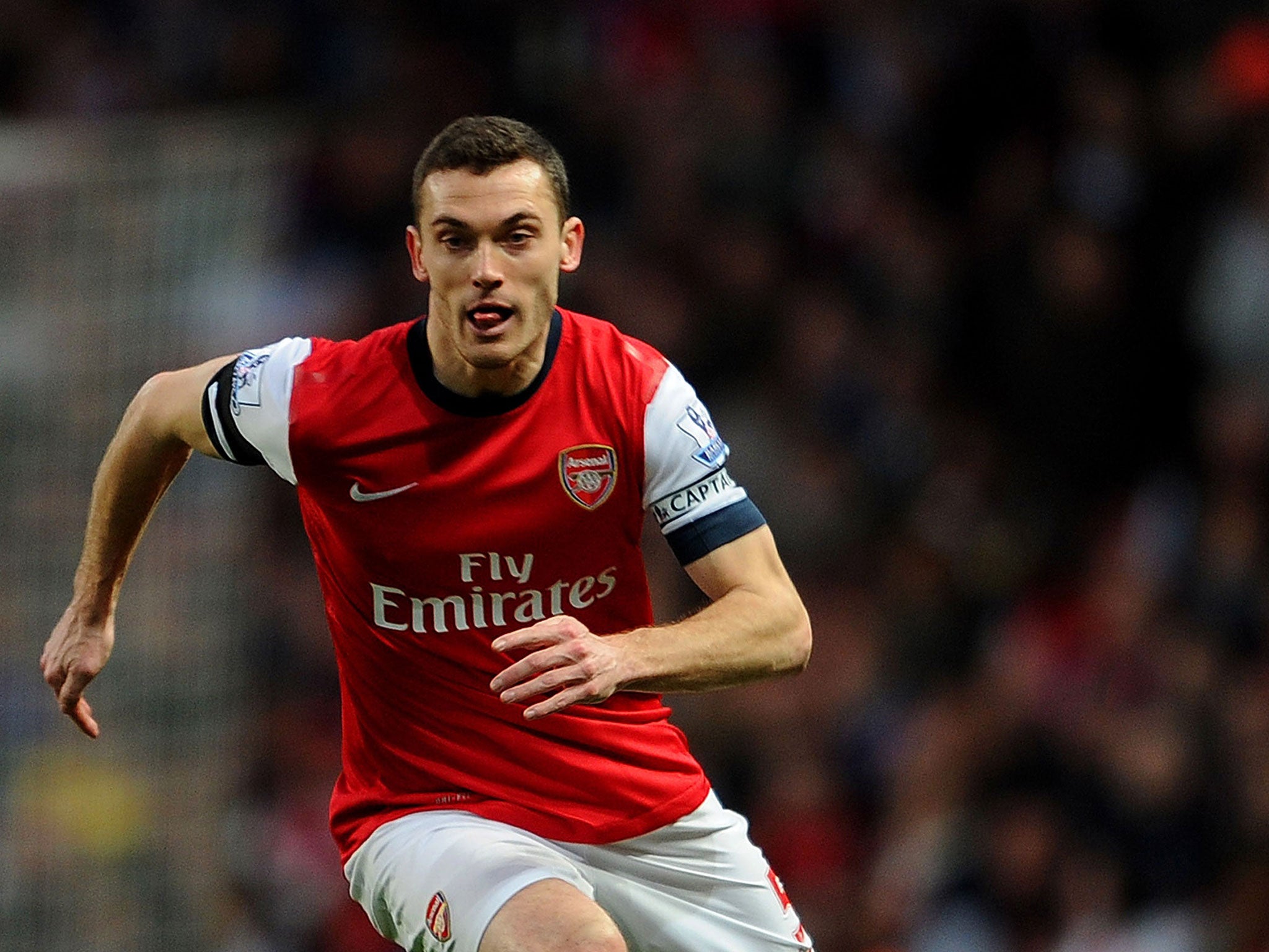 Arsenal captain Thomas Vermaelen has moved a step
closer to joining Manchester United
