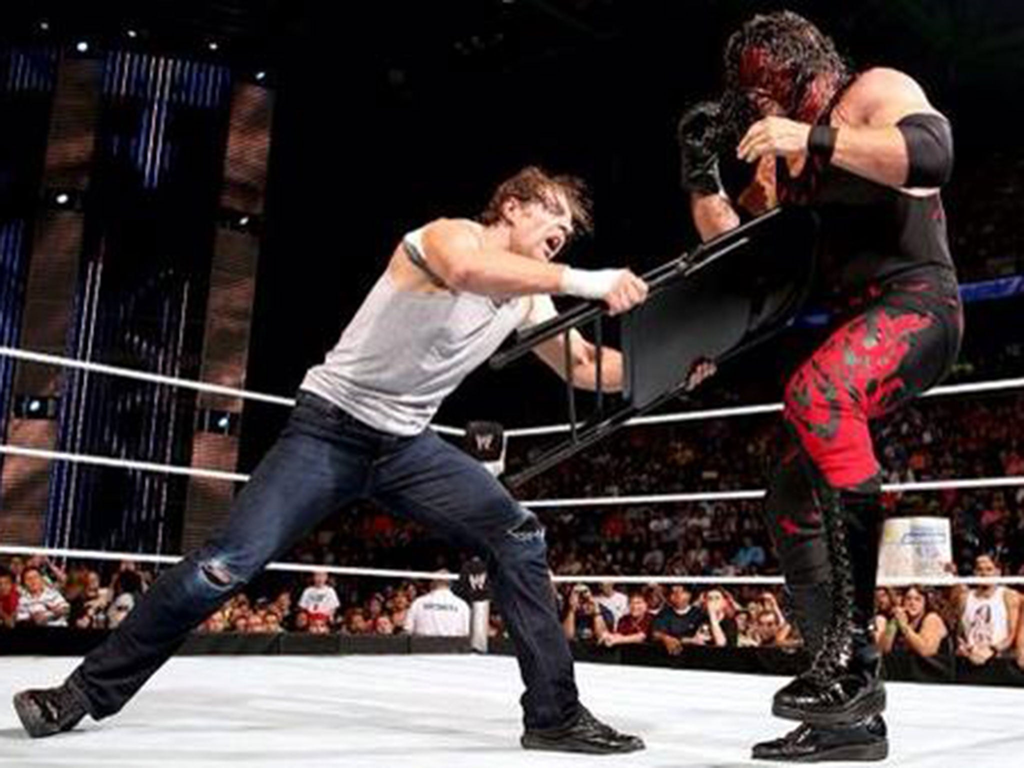Wwe Smackdown Results Dean Ambrose Finally Gets In The Ring With Seth