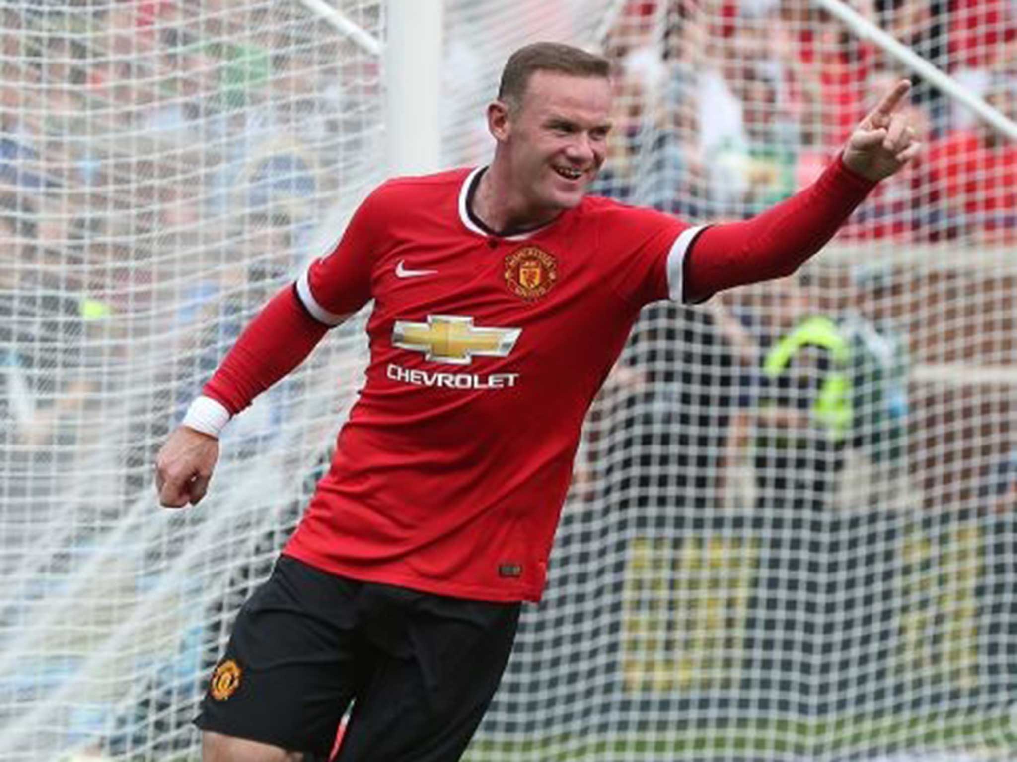 Wayne Rooney of Manchester United celebrates scoring