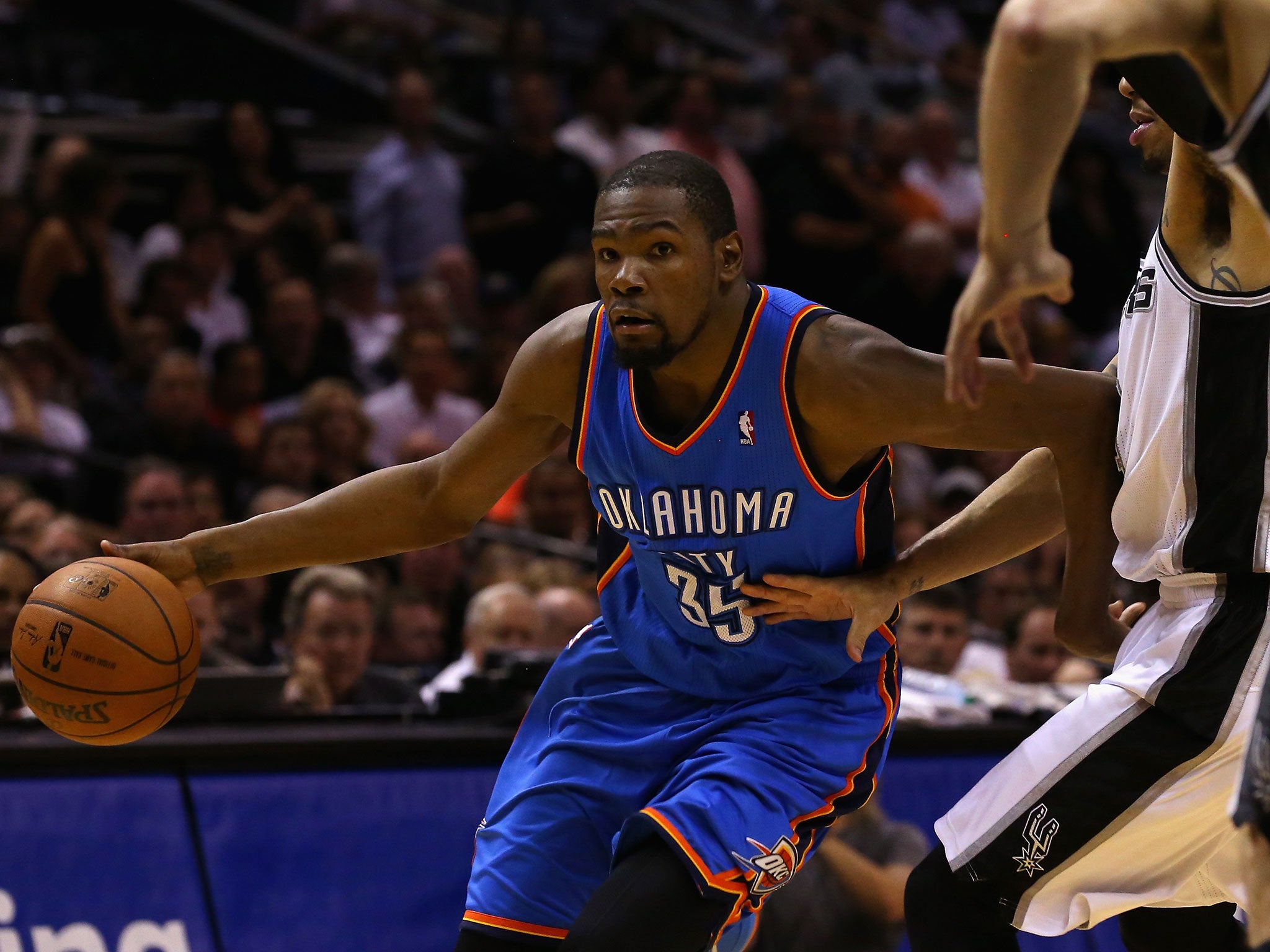 Kevin Durant could be offered a $320m shoe deal with Under Armour